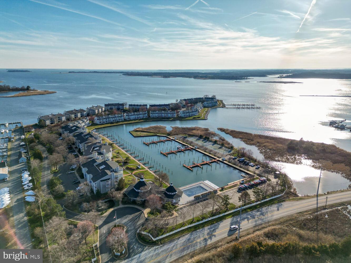 OYSTER COVE - Residential