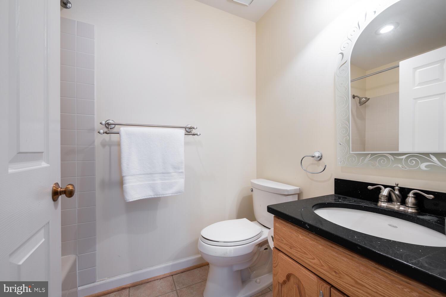 OYSTER COVE - Residential