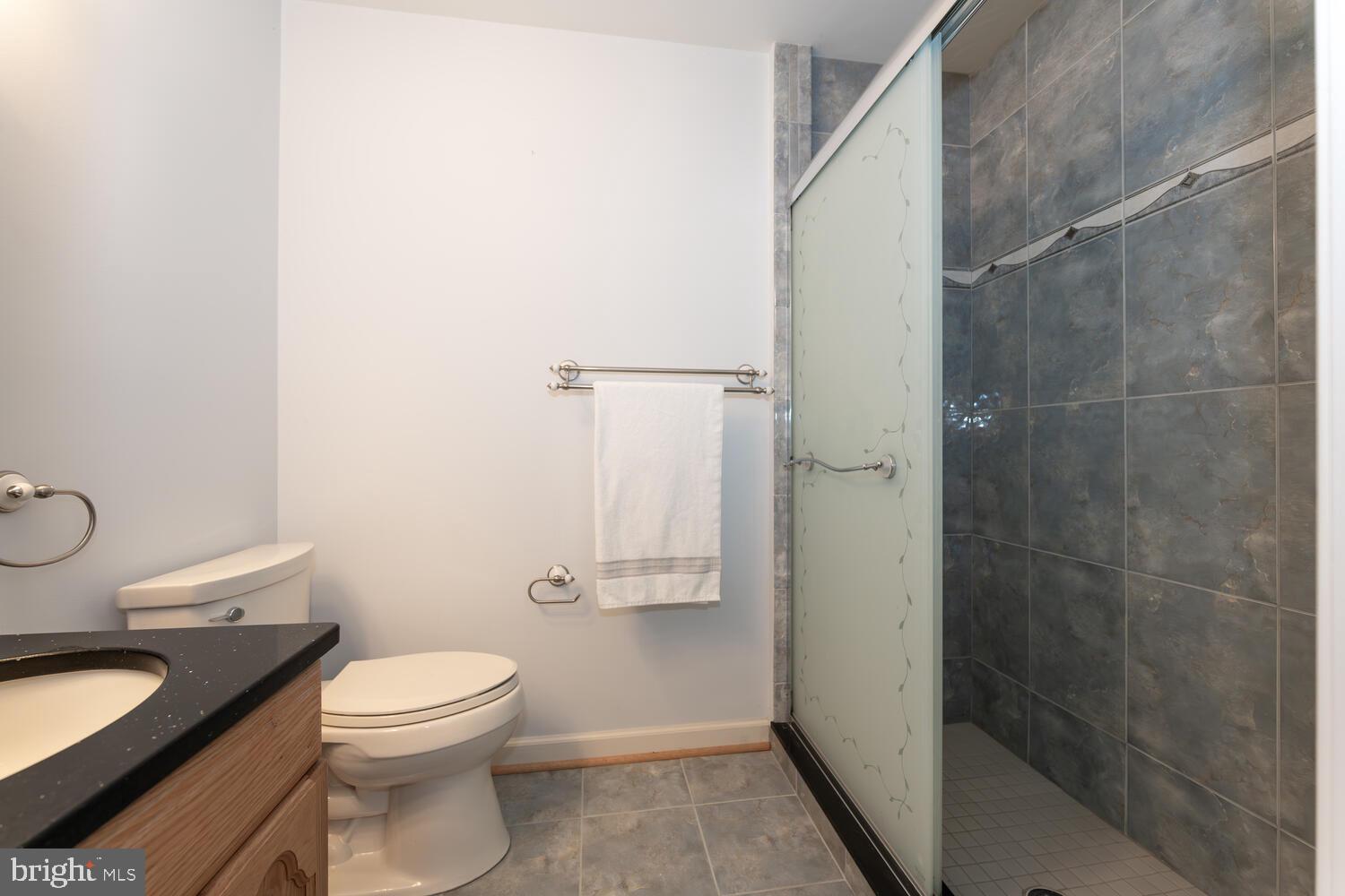 OYSTER COVE - Residential