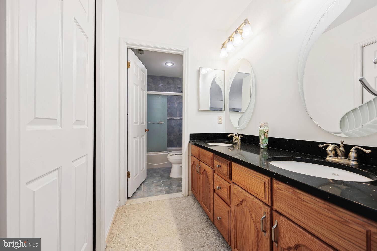 OYSTER COVE - Residential