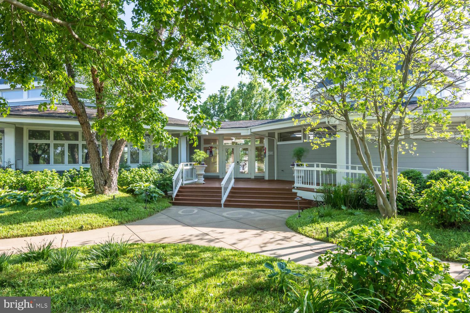 OYSTER COVE - Residential