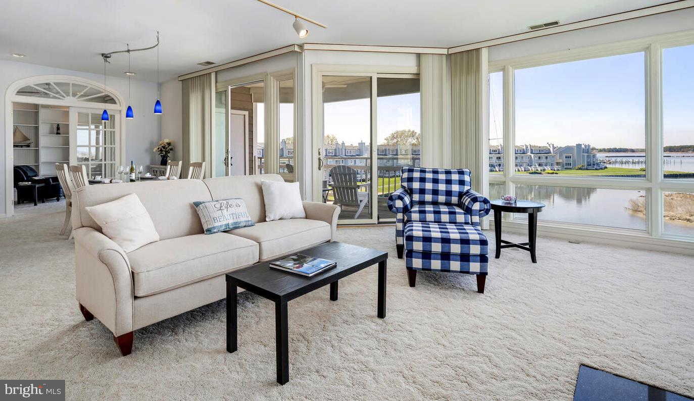 OYSTER COVE - Residential