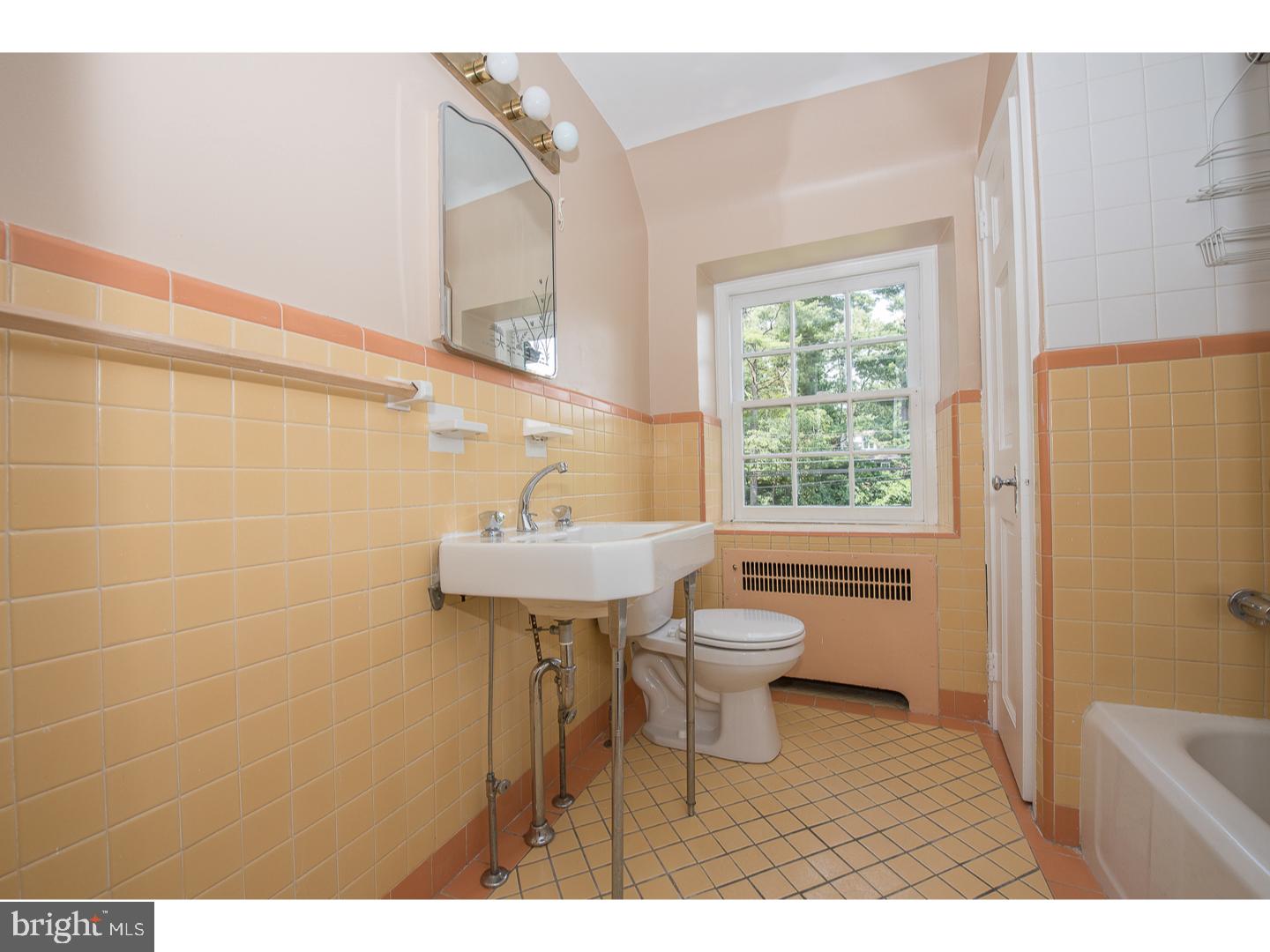 MERION STATION - Residential