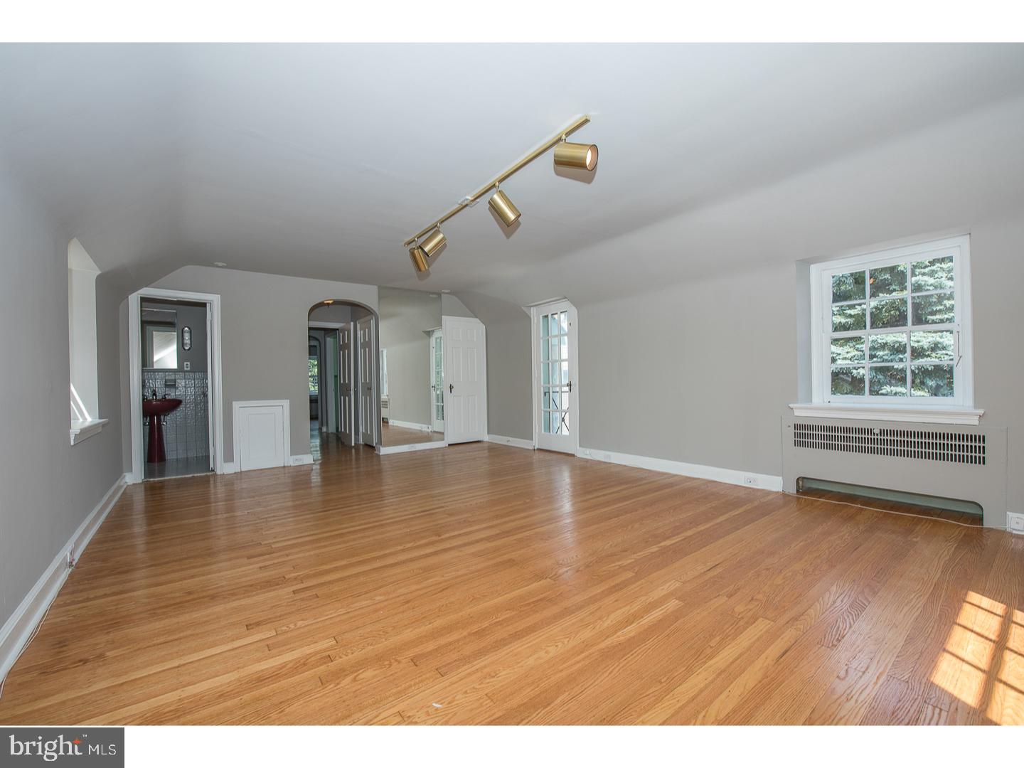 MERION STATION - Residential