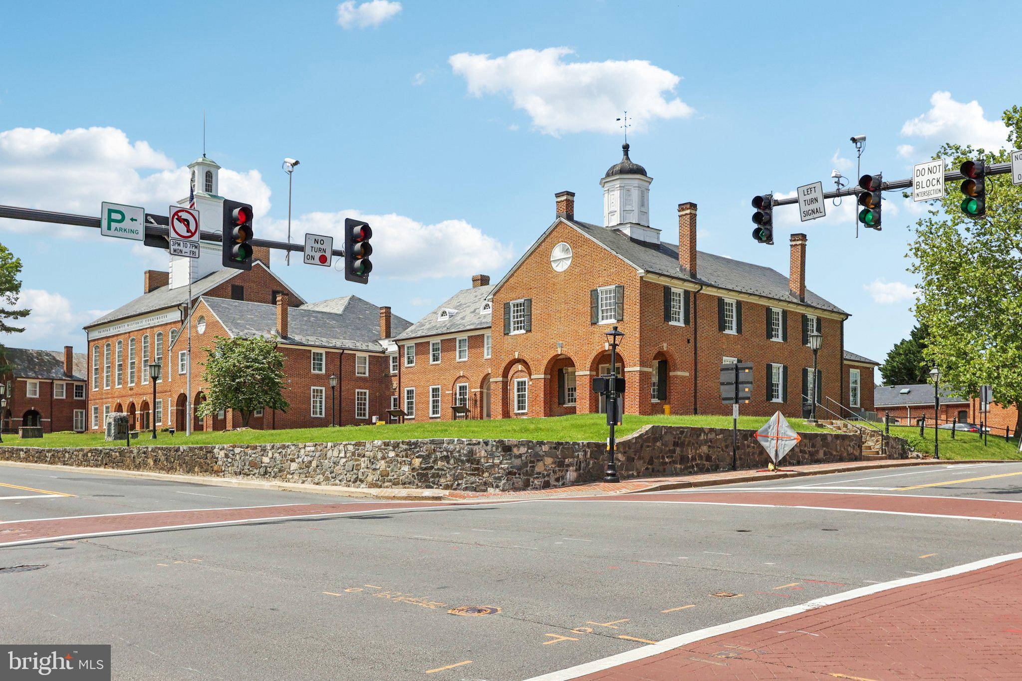 CHANCERY SQUARE - Residential