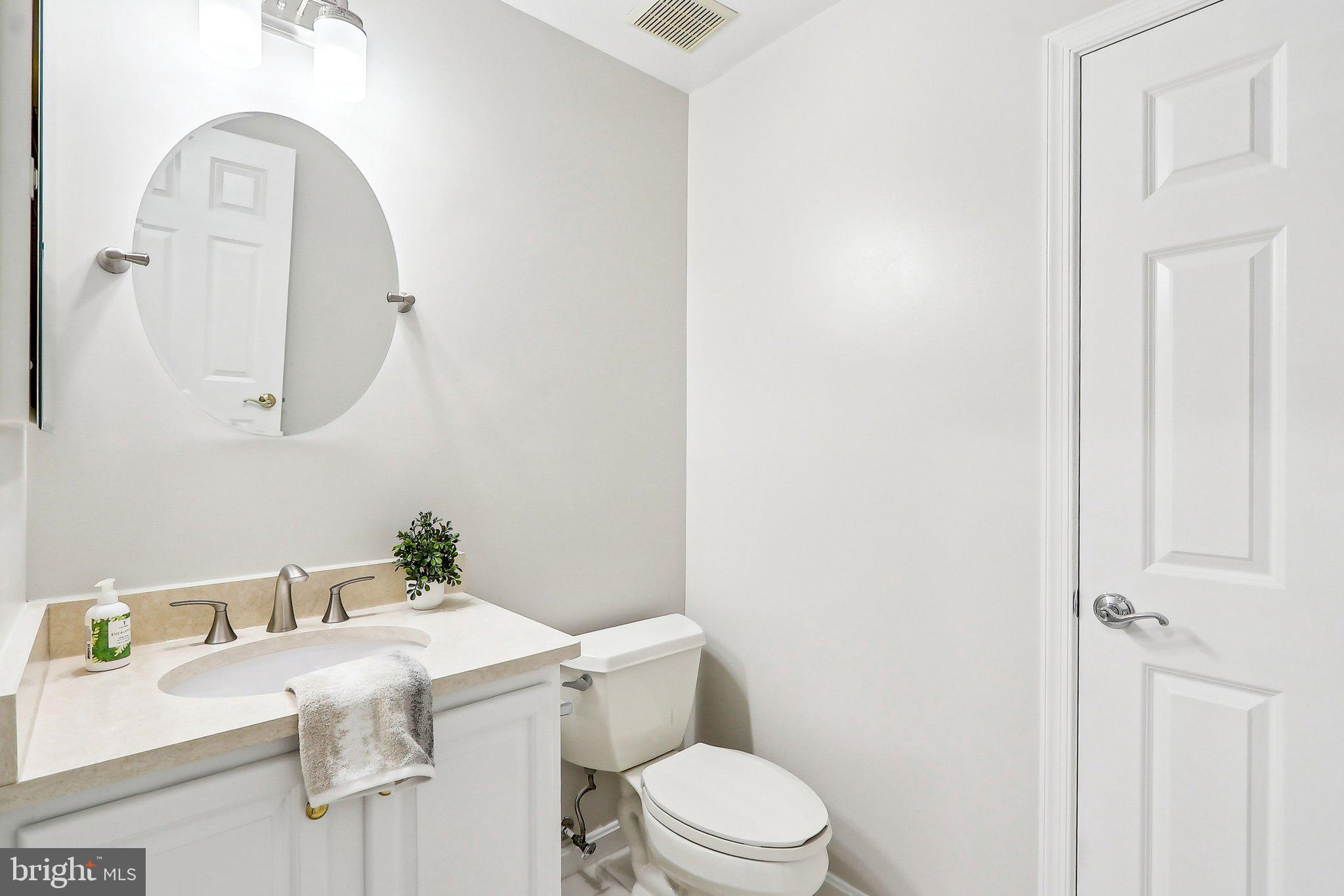 CHANCERY SQUARE - Residential