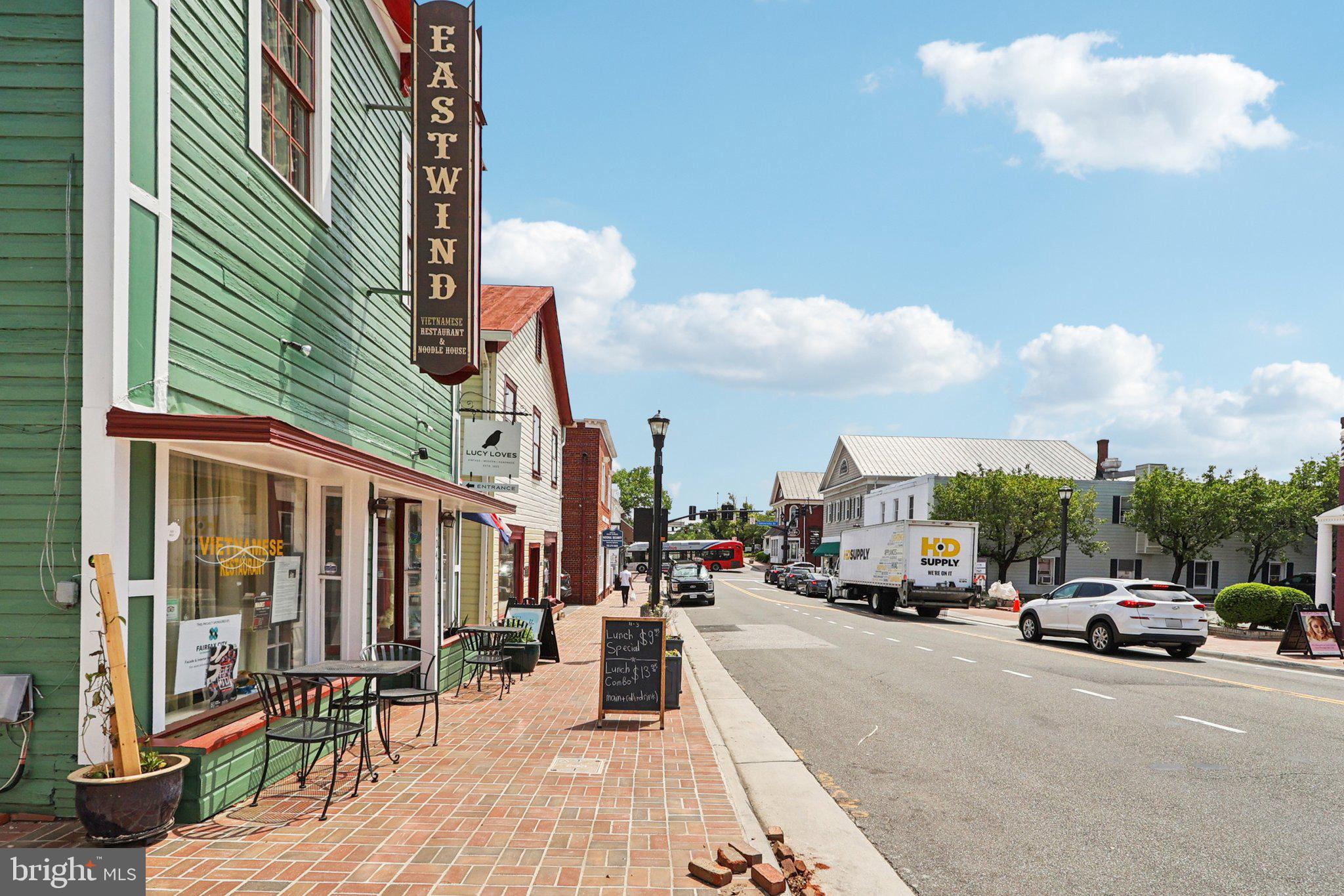 CHANCERY SQUARE - Residential