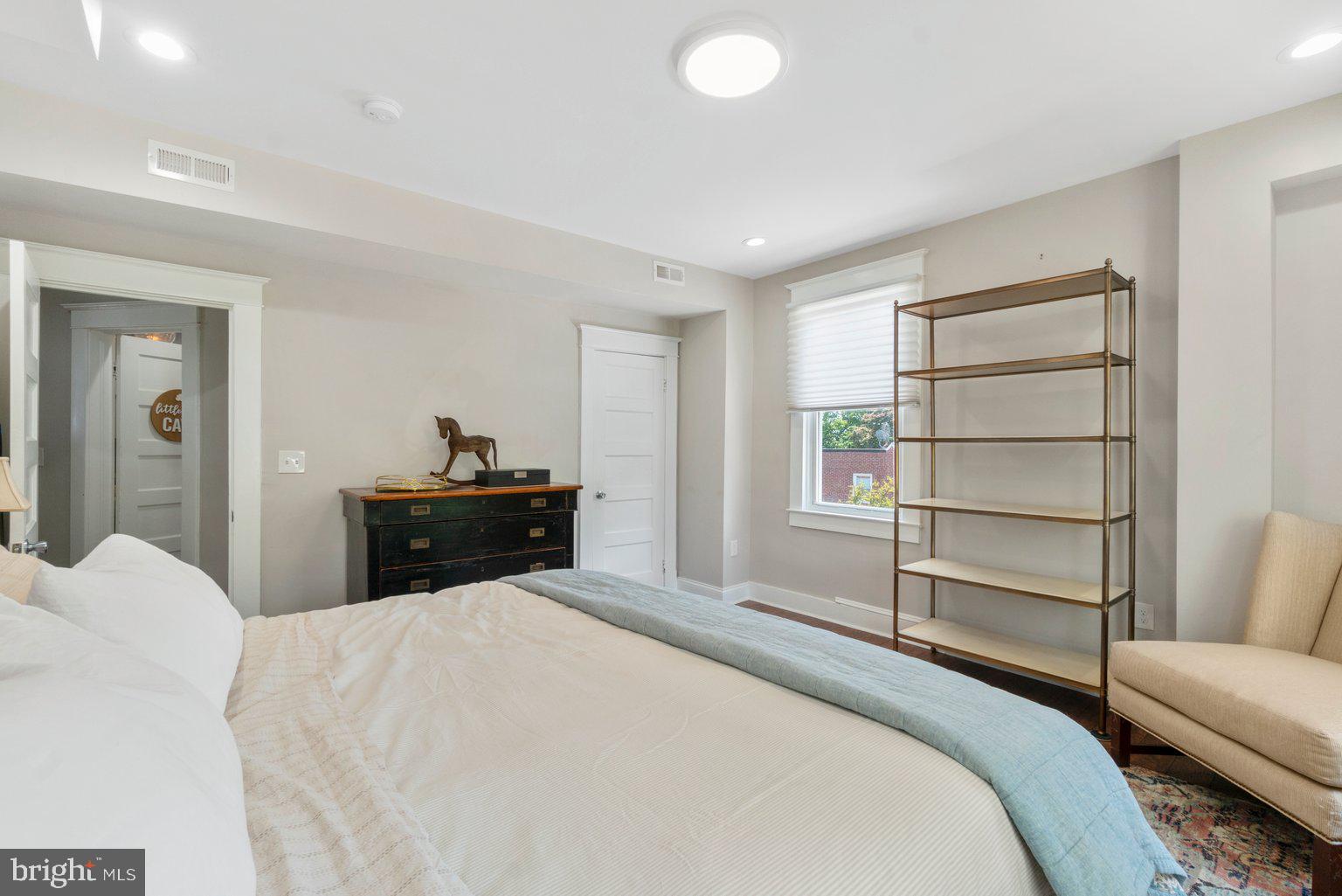 OVERLEA - Residential