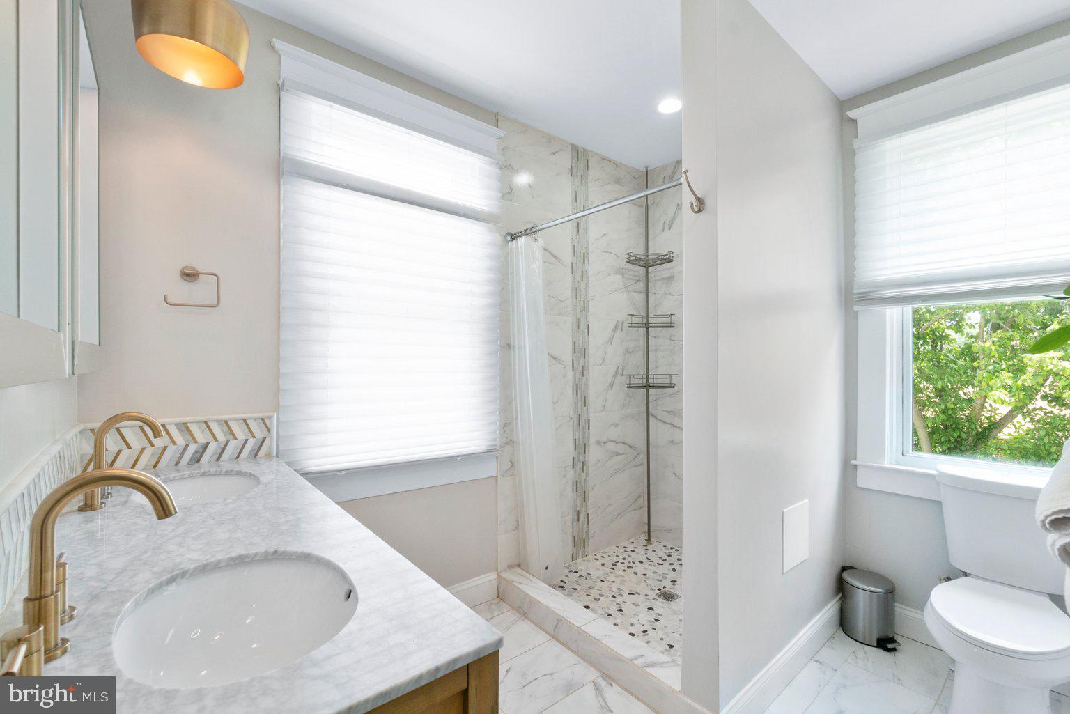 OVERLEA - Residential