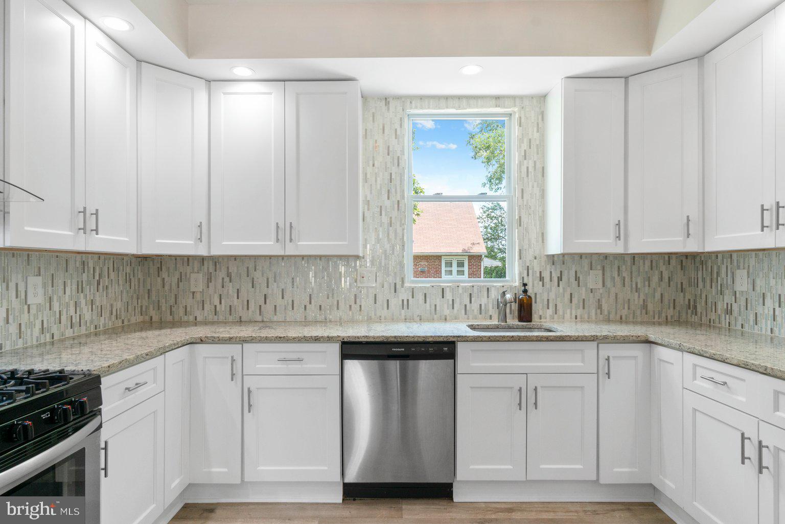 OVERLEA - Residential