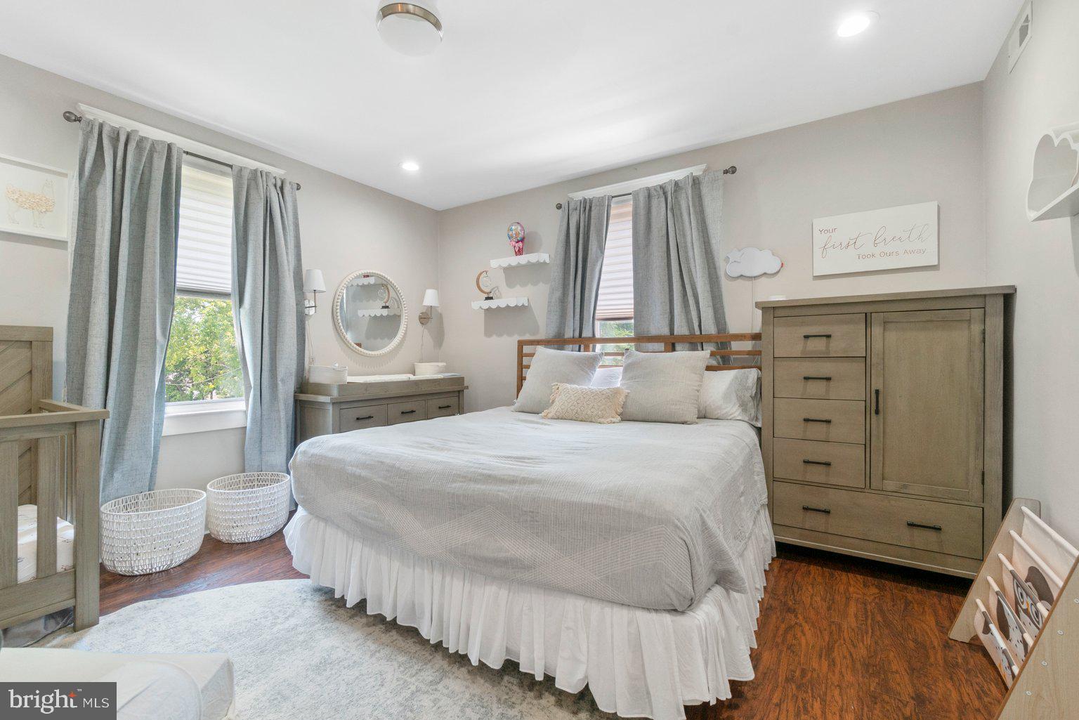 OVERLEA - Residential