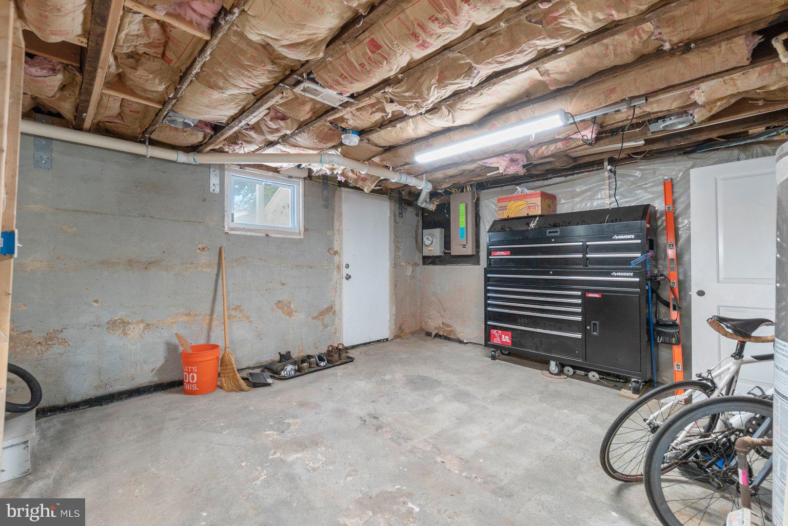 OVERLEA - Residential