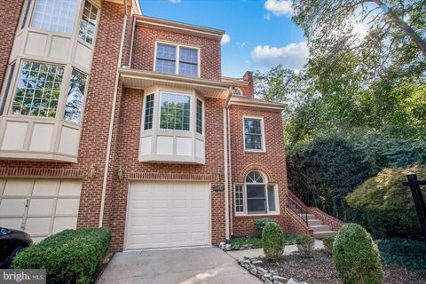 10231 ASPEN WILLOW DRIVE FAIRFAX VA 22032