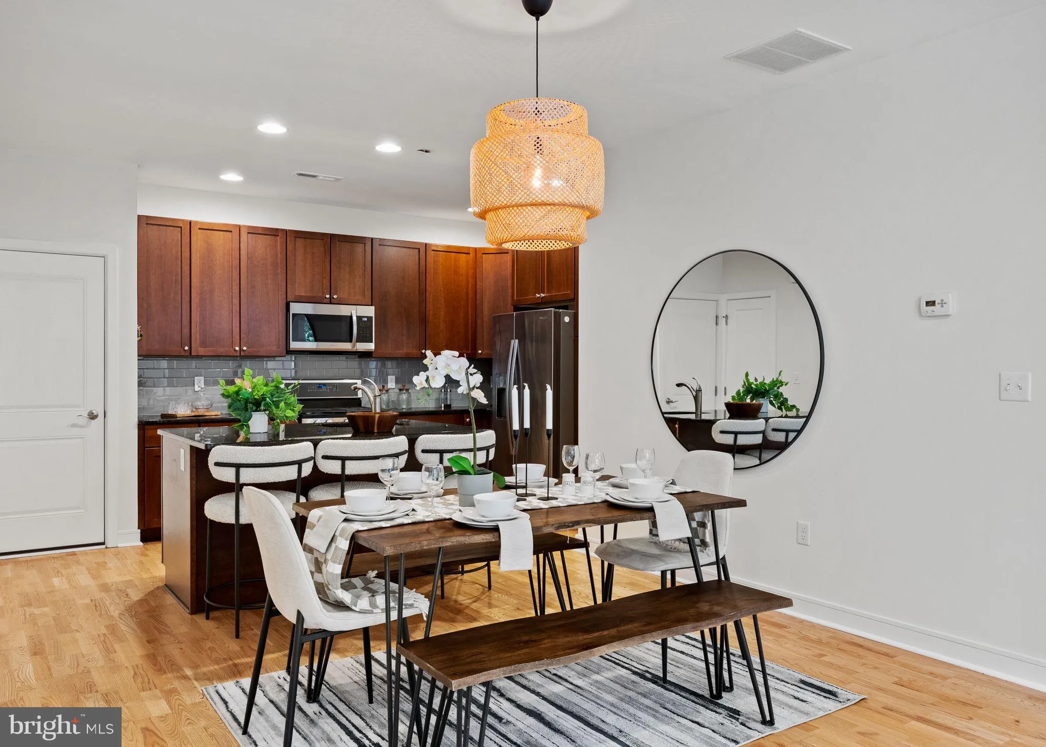 Philadelphia, Pennsylvania 19146, United States, 3 Bedrooms Bedrooms, ,3 BathroomsBathrooms,Residential,Contingent,215918