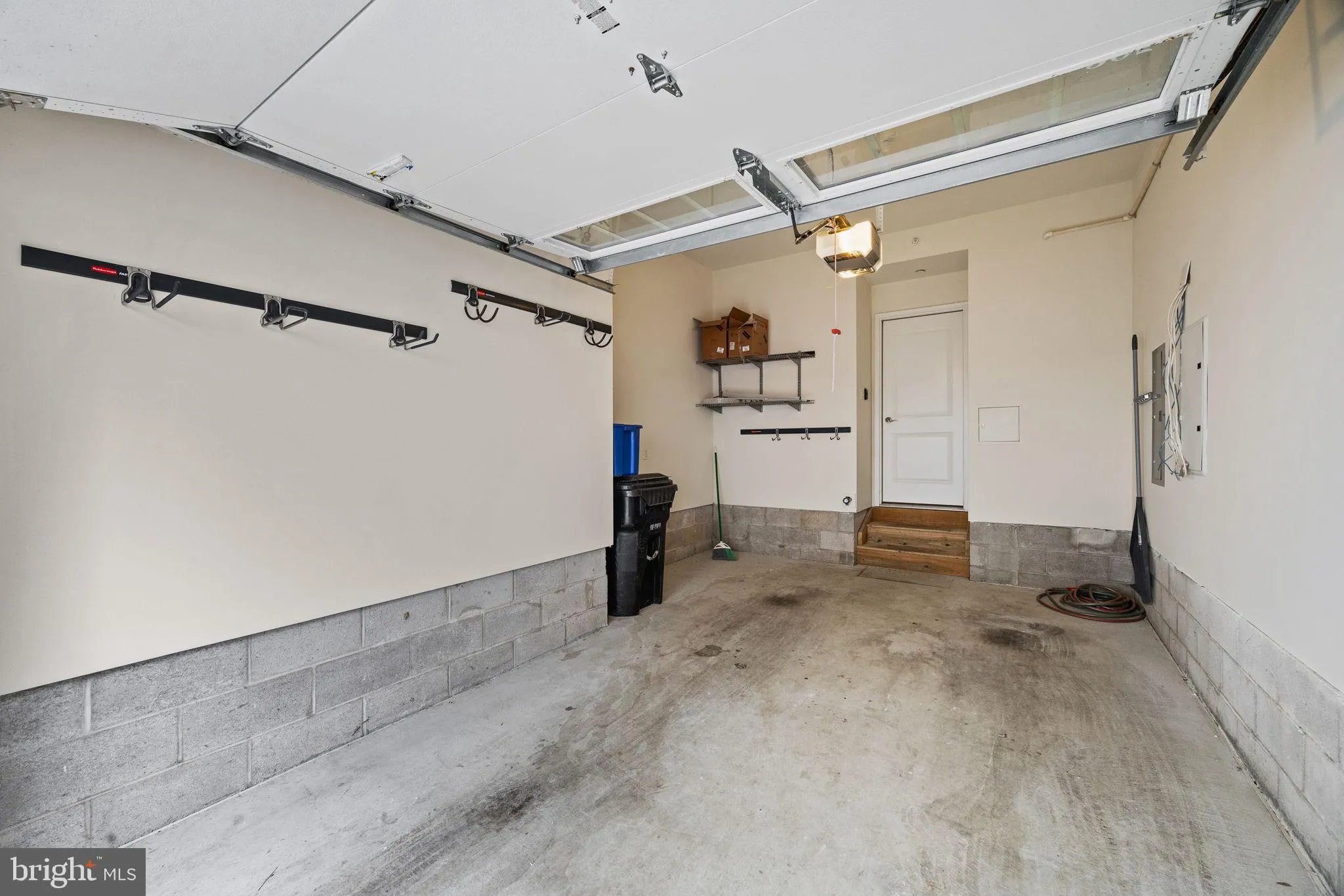 Philadelphia, Pennsylvania 19146, United States, 3 Bedrooms Bedrooms, ,3 BathroomsBathrooms,Residential,Contingent,215918