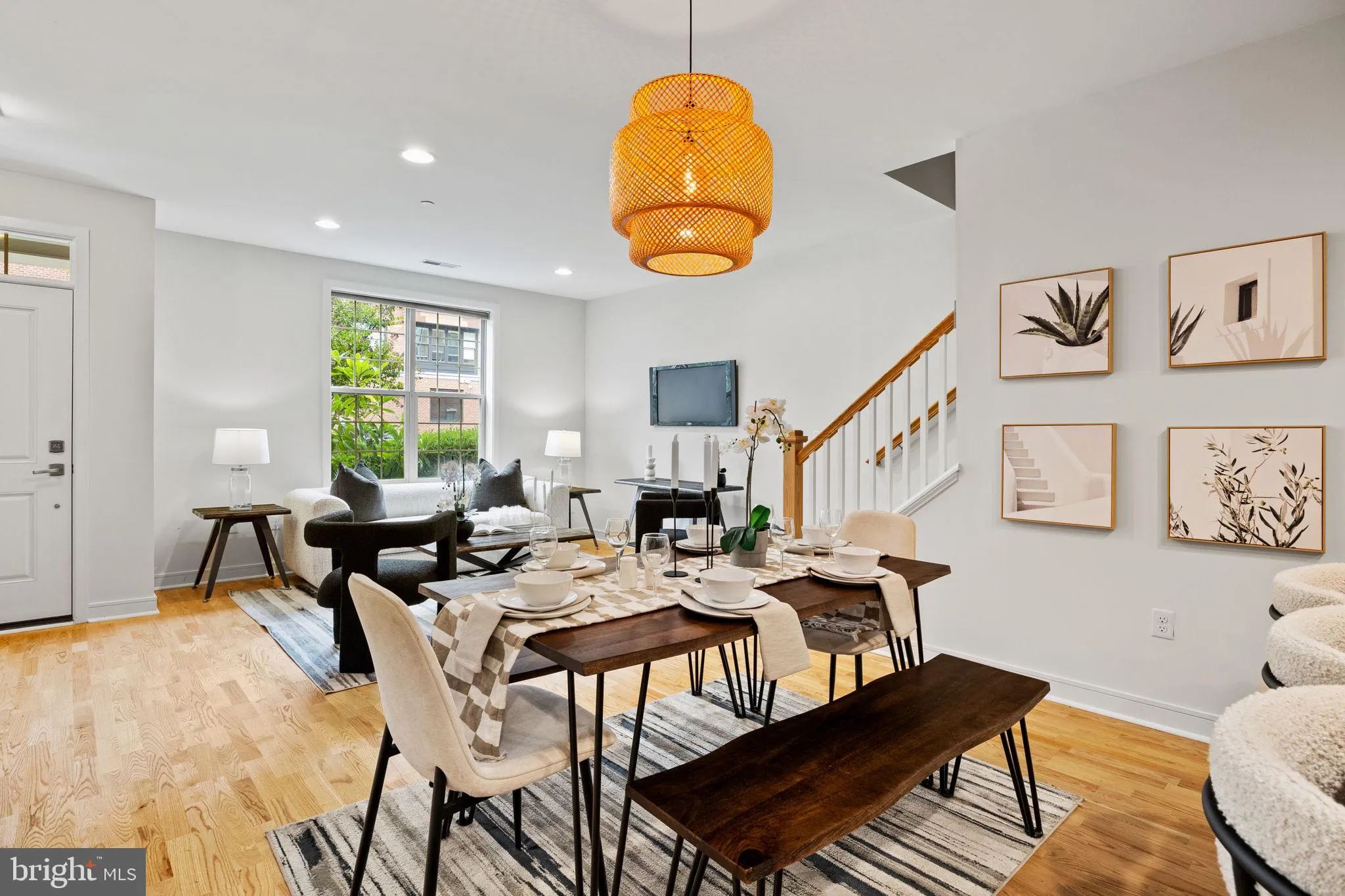 Philadelphia, Pennsylvania 19146, United States, 3 Bedrooms Bedrooms, ,3 BathroomsBathrooms,Residential,Contingent,215918