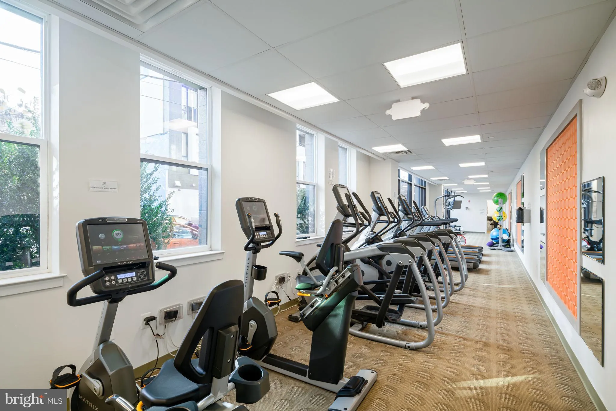 Philadelphia, Pennsylvania 19146, United States, 3 Bedrooms Bedrooms, ,3 BathroomsBathrooms,Residential,Contingent,215918