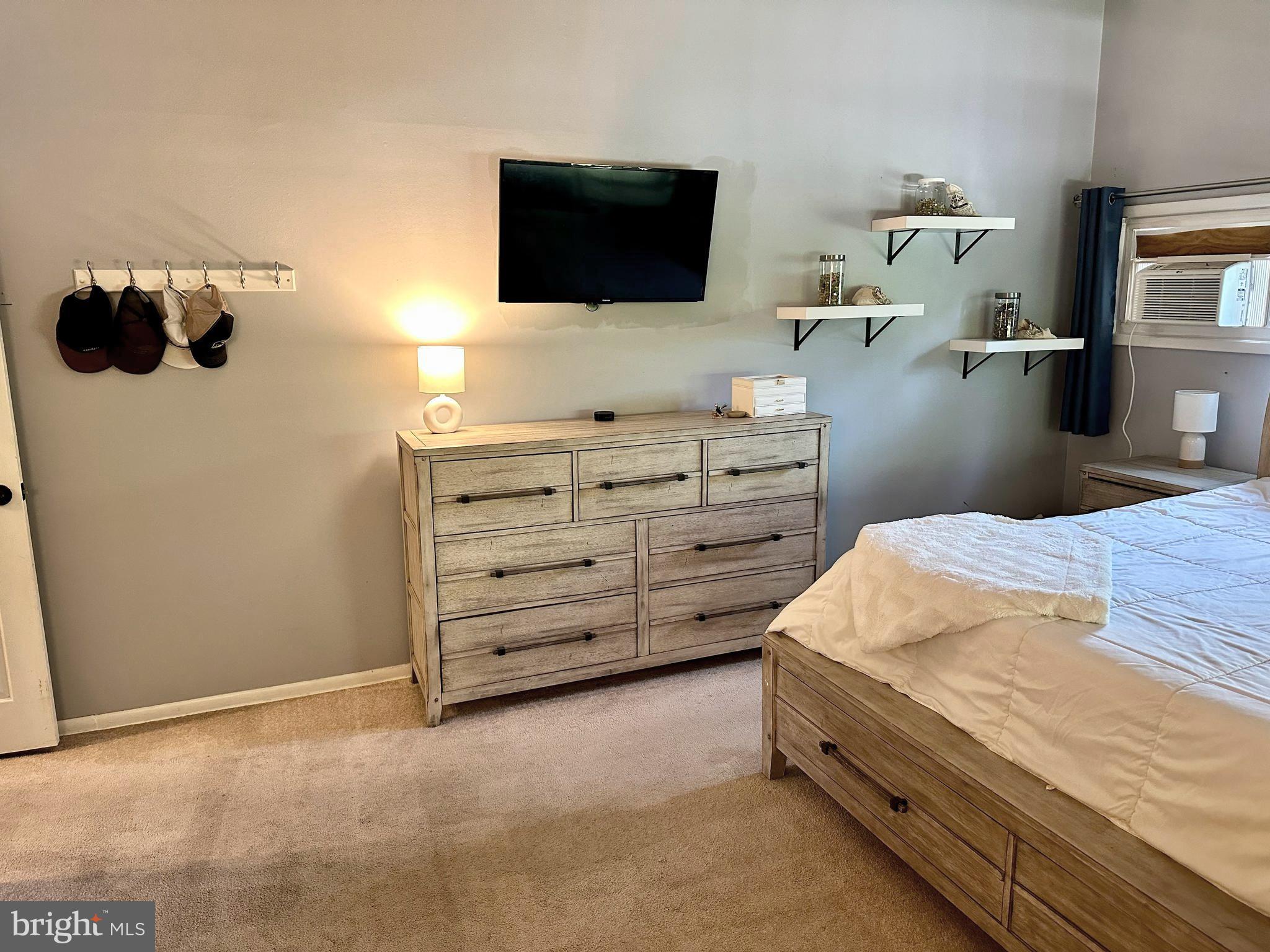 WYNNEWOOD - Residential