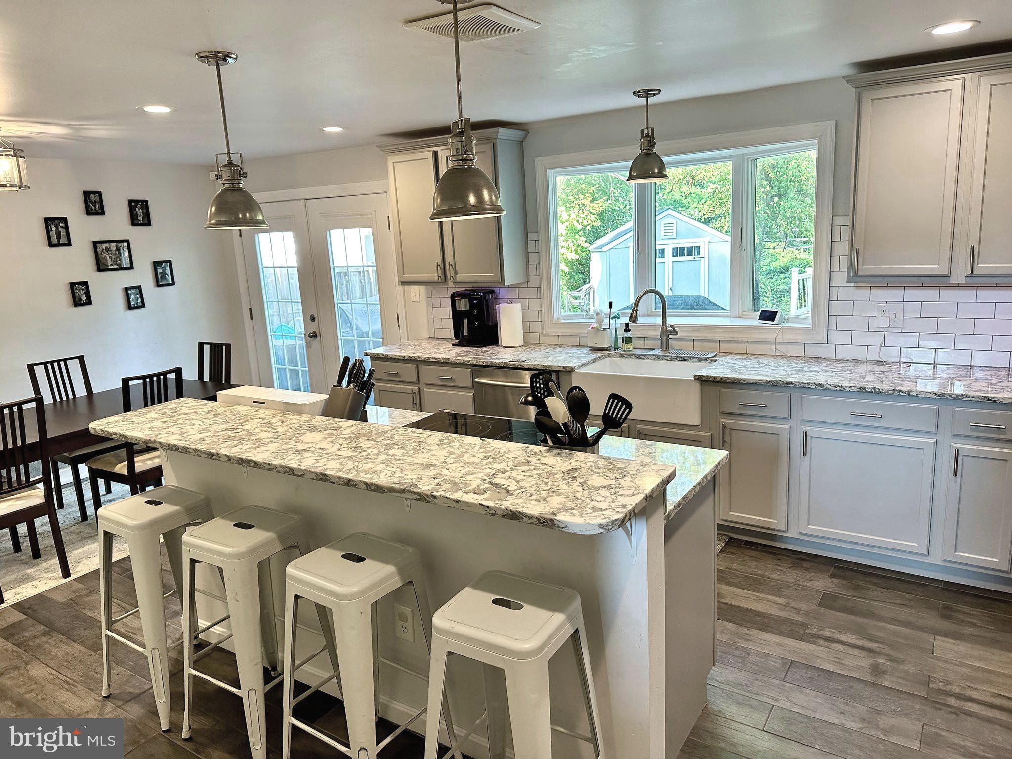 WYNNEWOOD - Residential