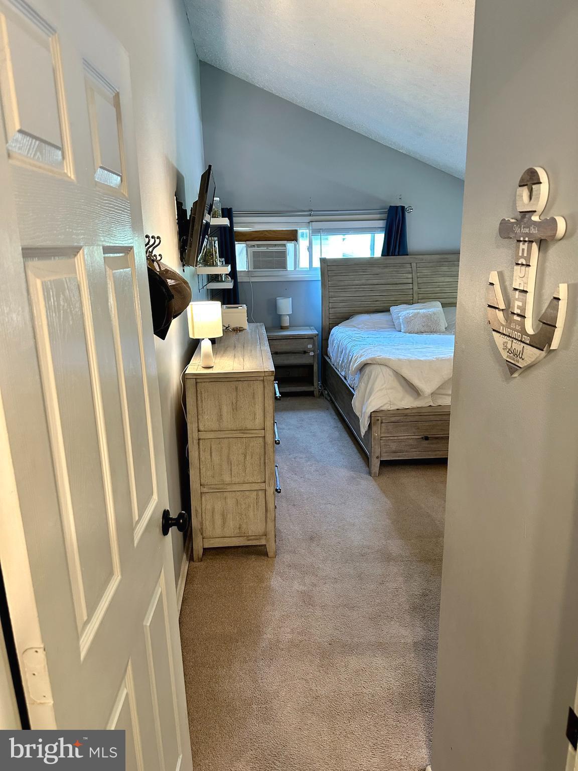 WYNNEWOOD - Residential