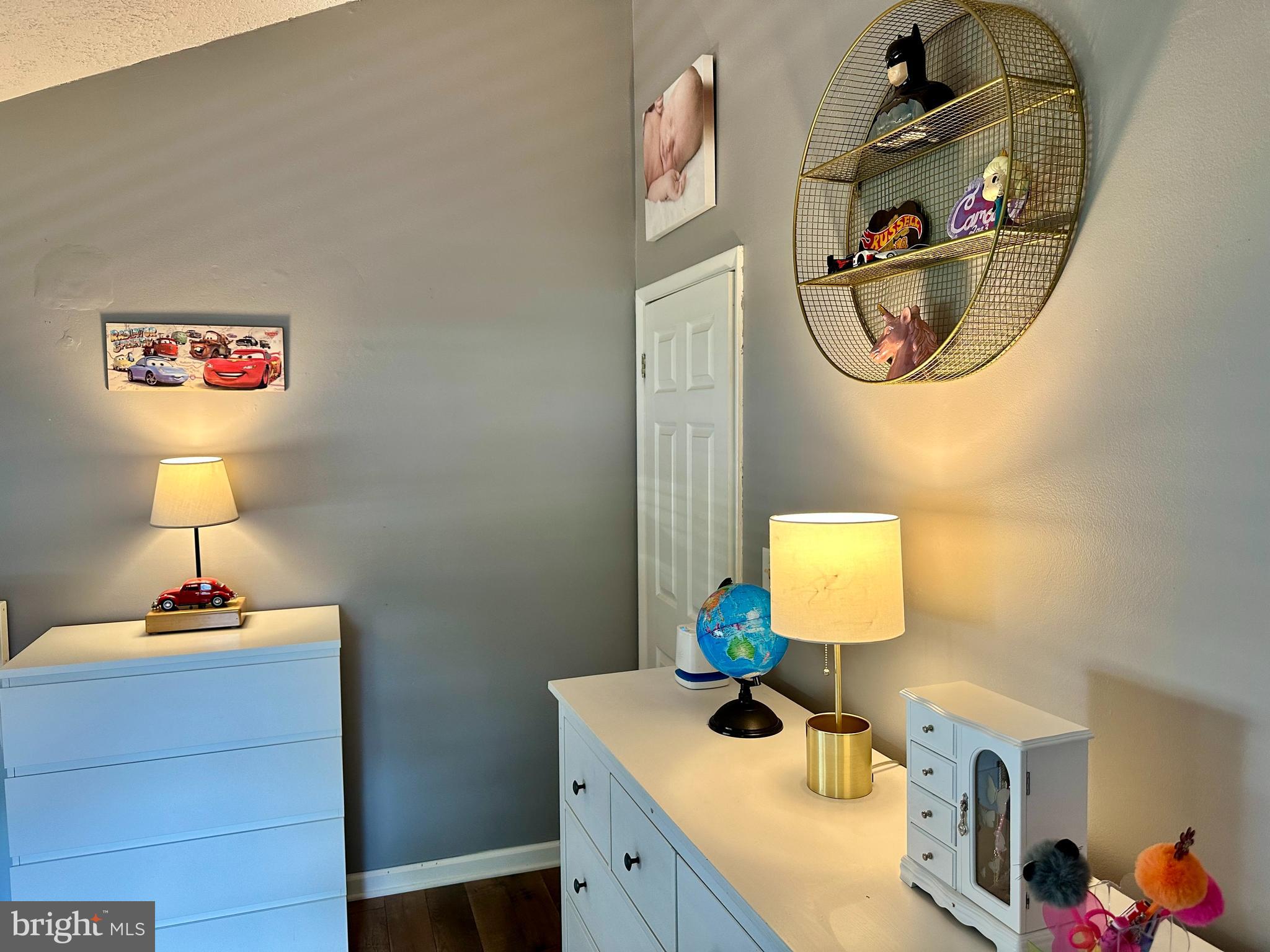 WYNNEWOOD - Residential