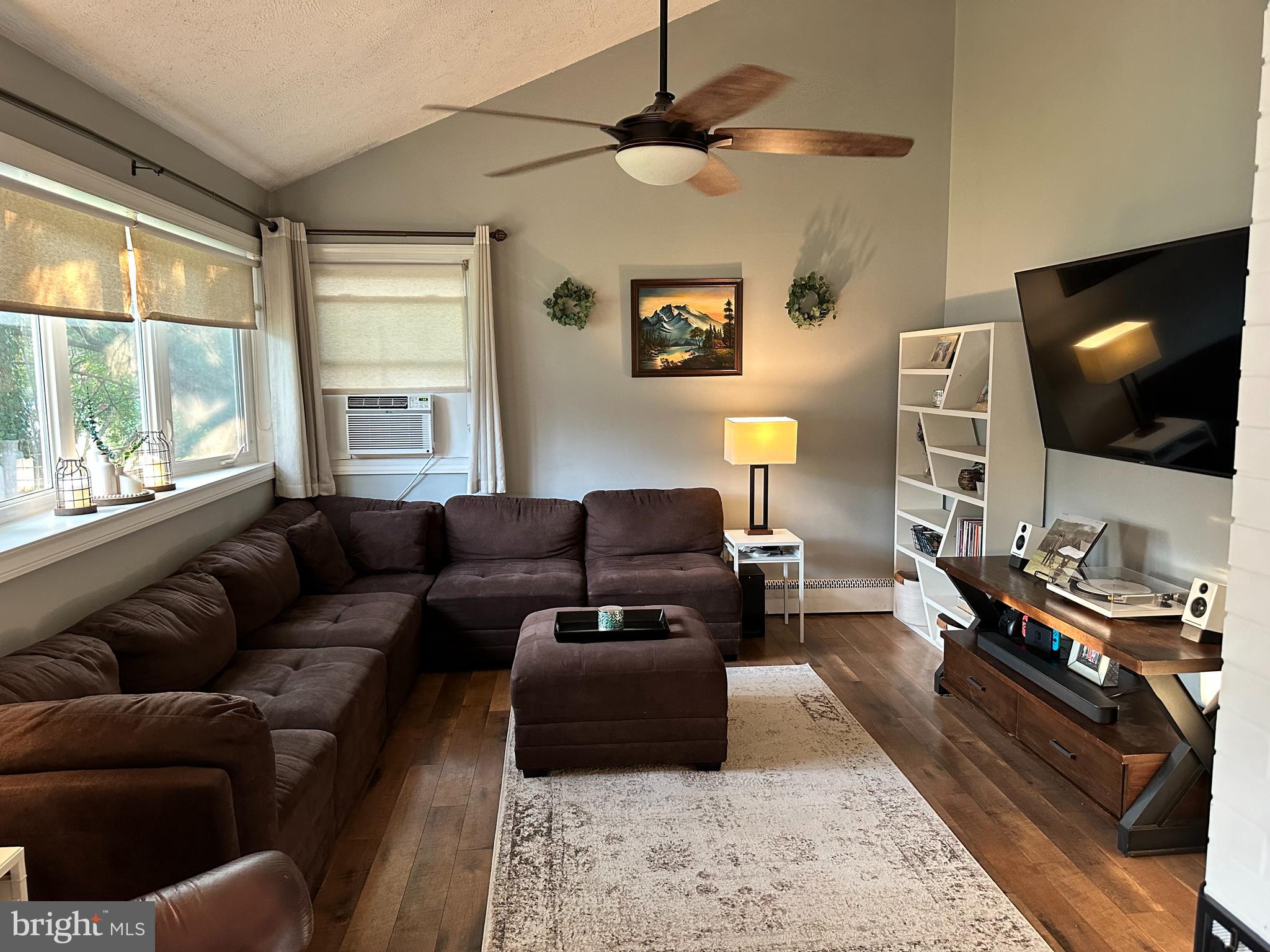 WYNNEWOOD - Residential