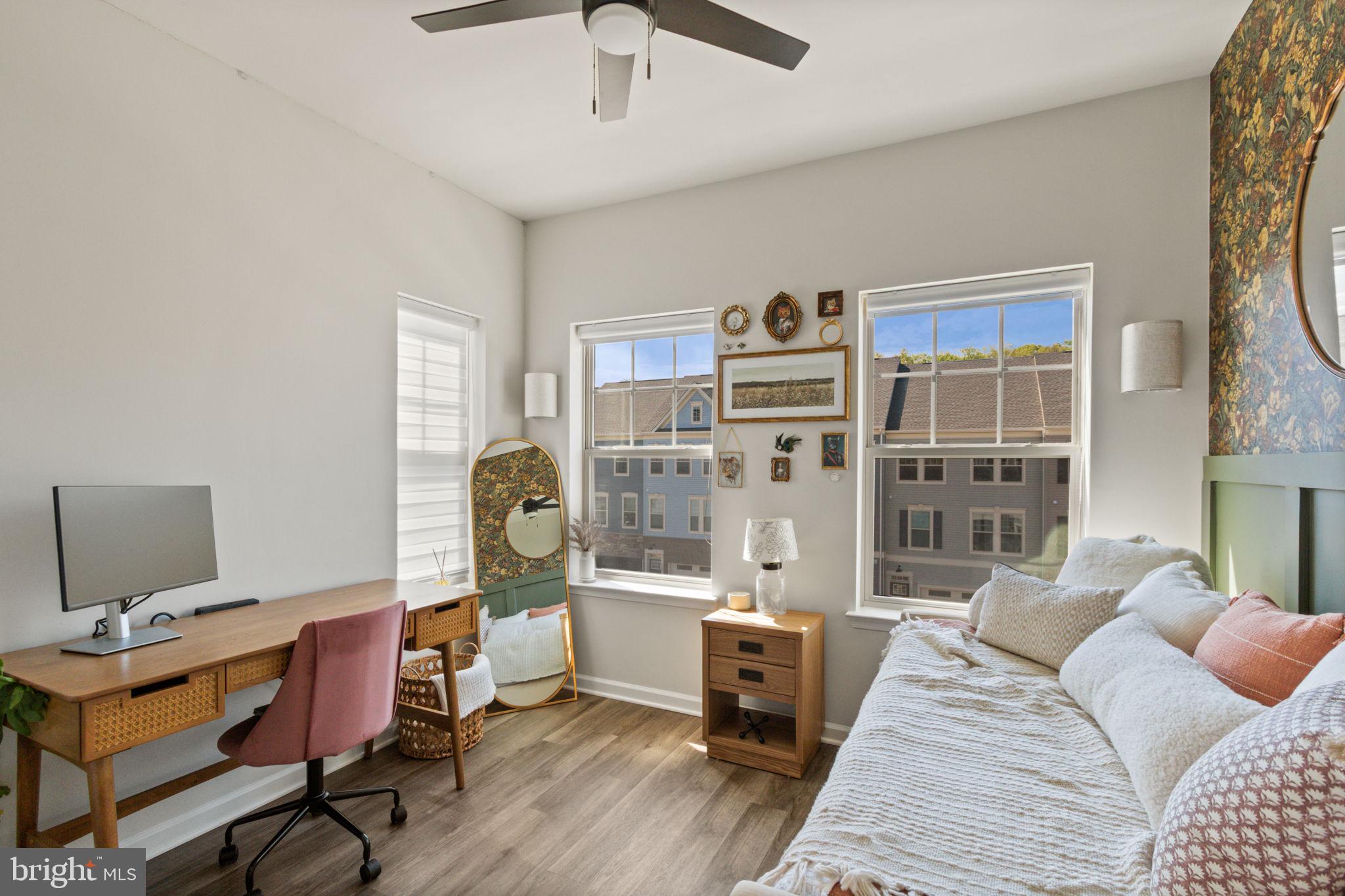WHITSON WOODS - Residential