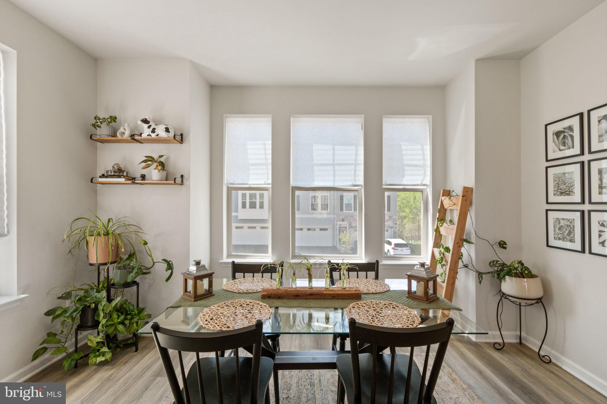 WHITSON WOODS - Residential