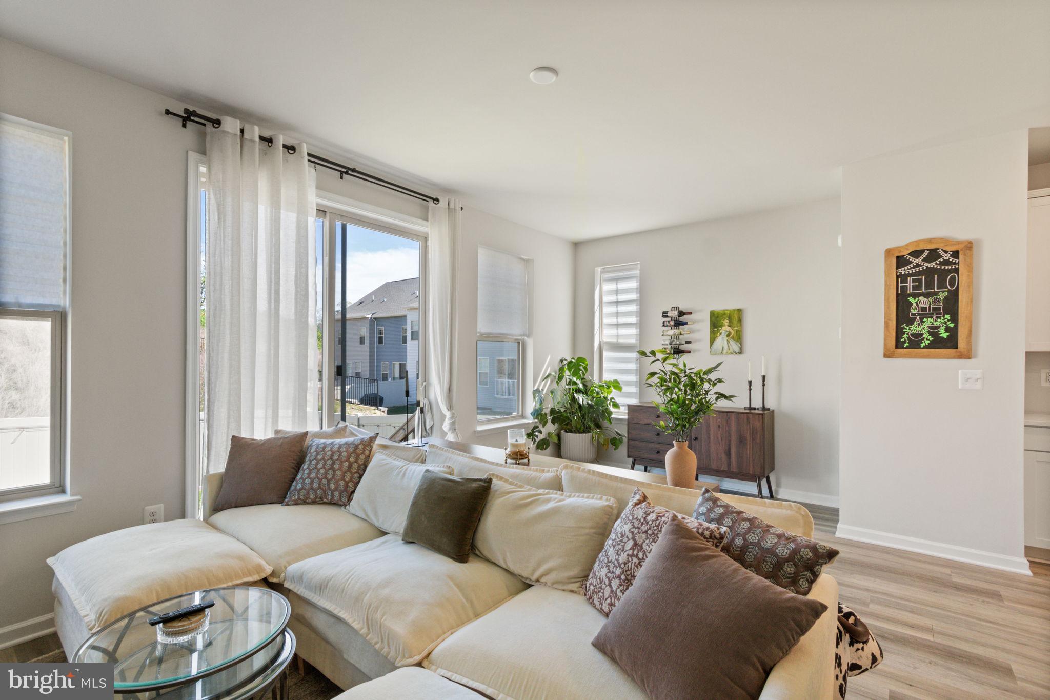 WHITSON WOODS - Residential
