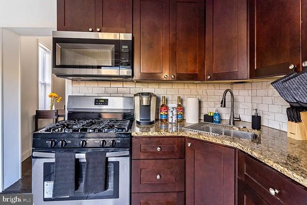 PHILADELPHIA (WEST) - Residential Lease