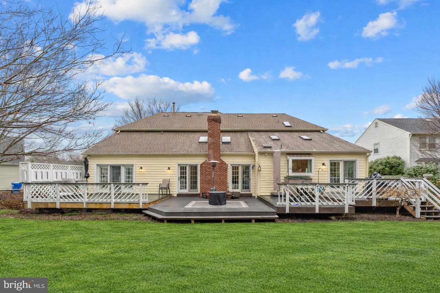 15197 WETHERBURN DRIVE