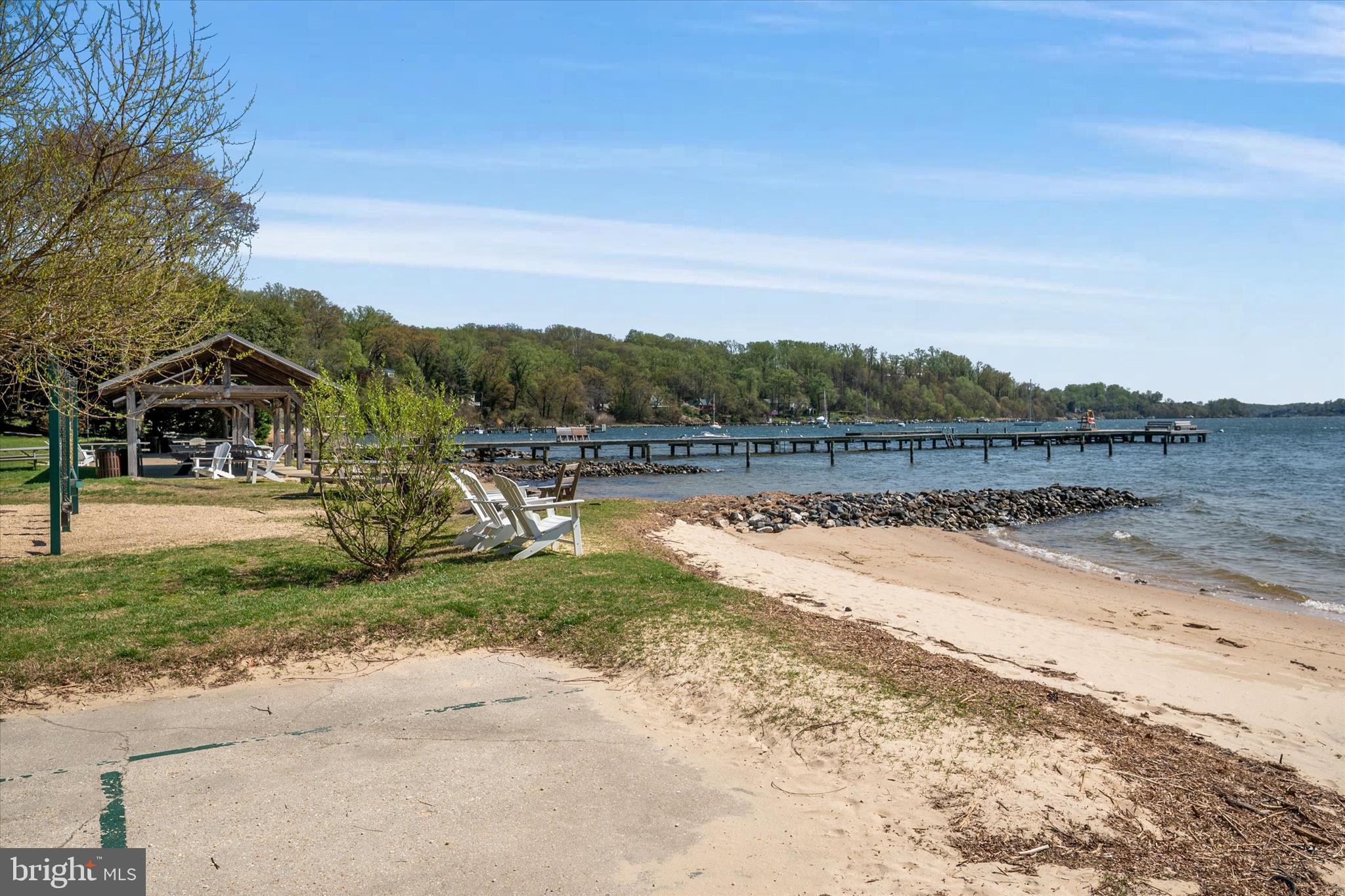 ROUND BAY - Residential