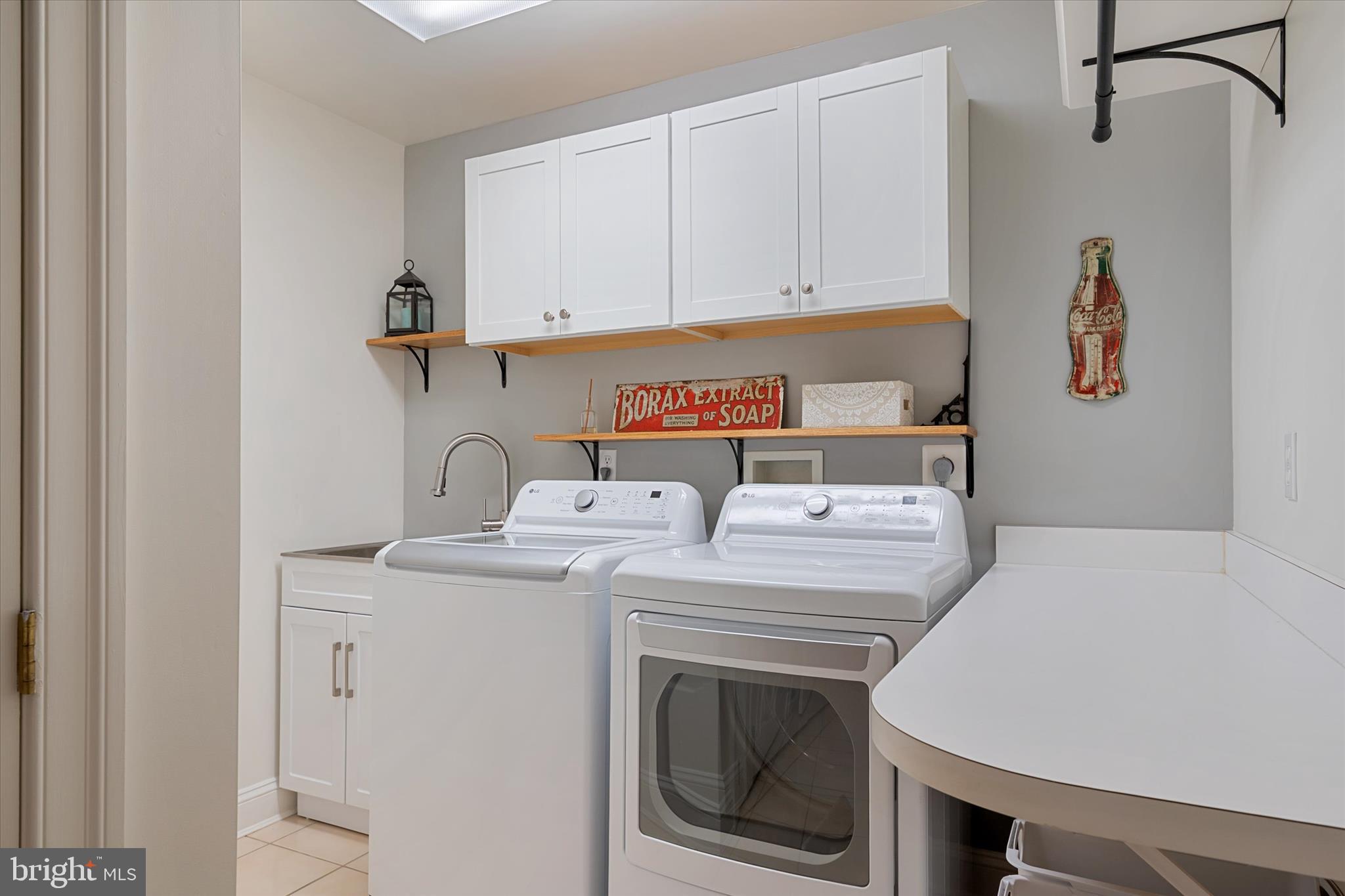 ROUND BAY - Residential