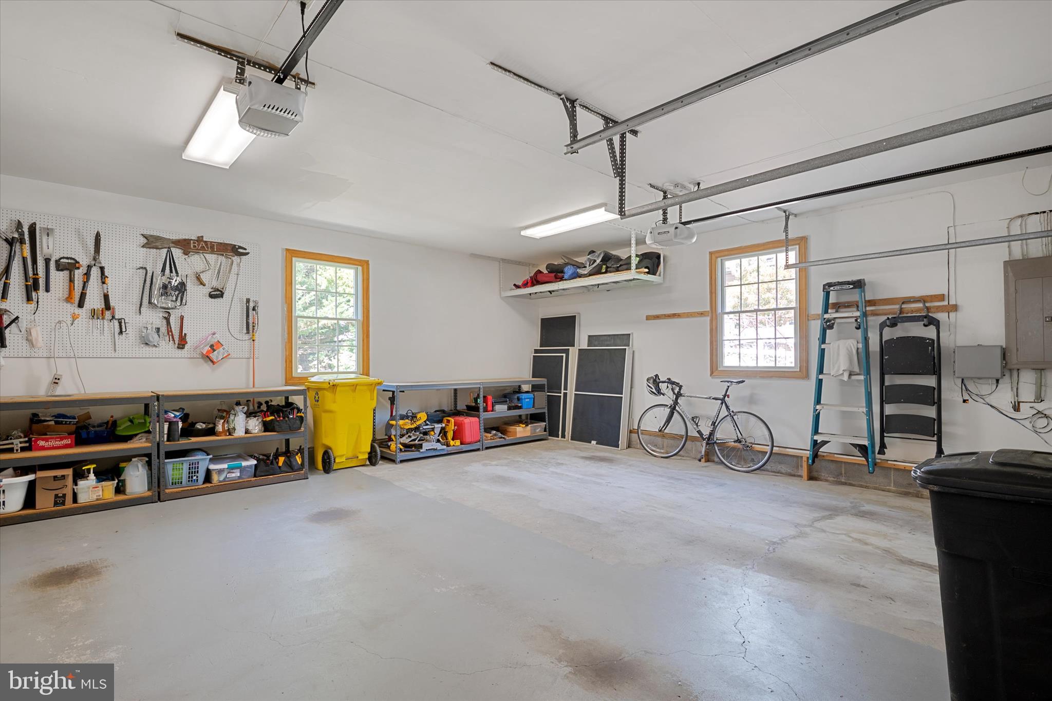 ROUND BAY - Residential