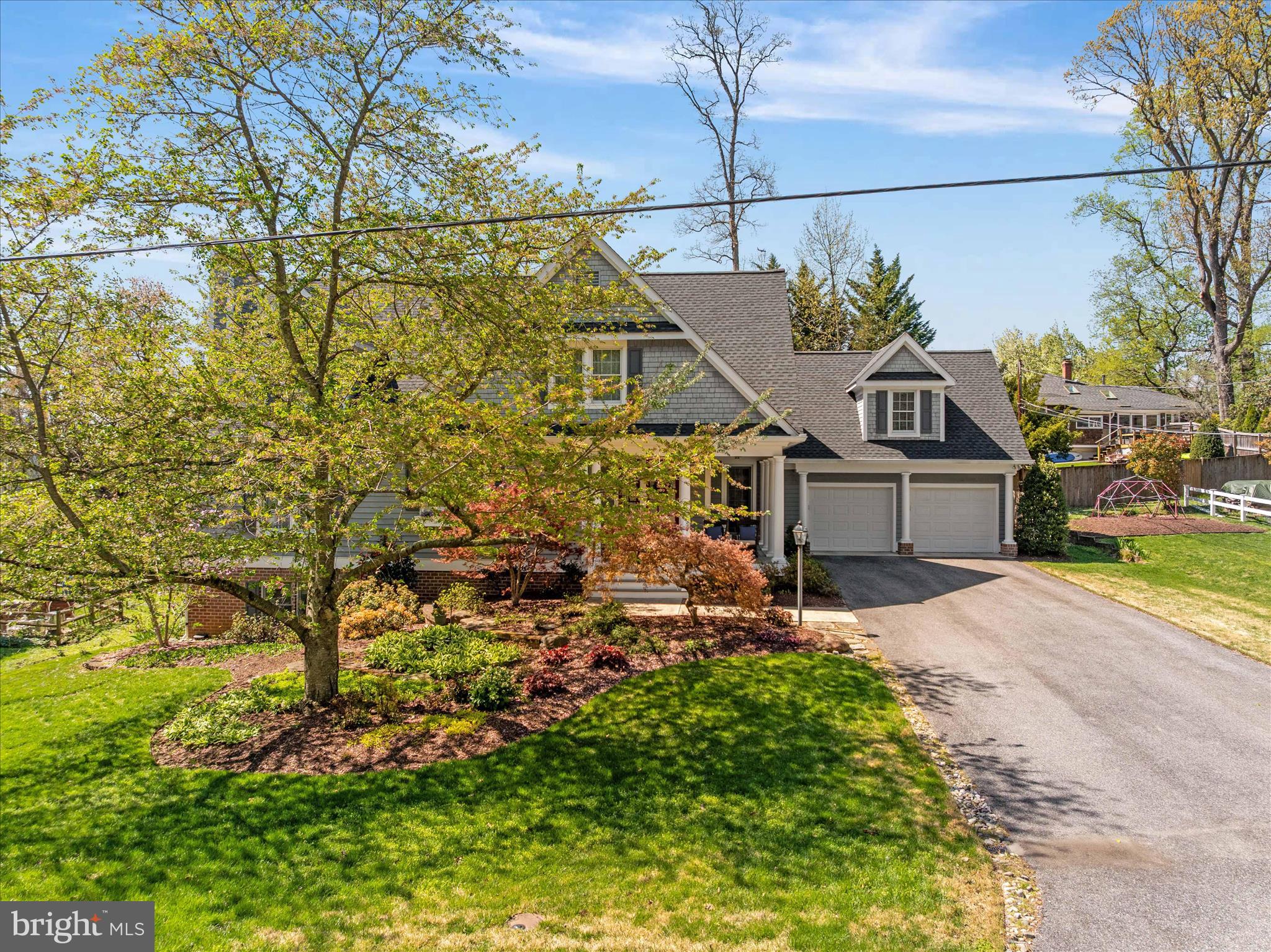 ROUND BAY - Residential