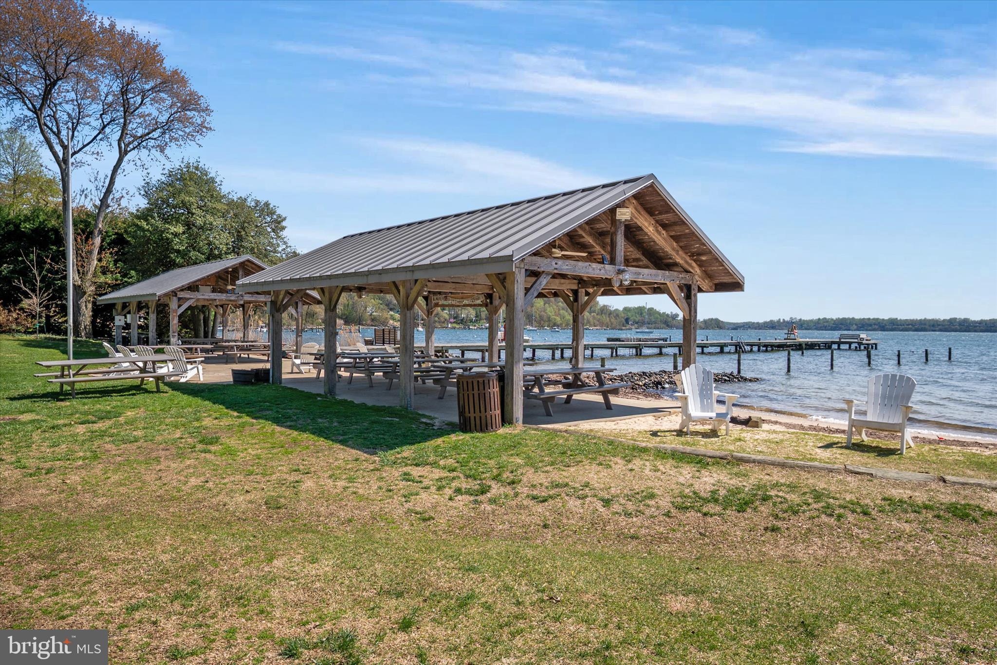 ROUND BAY - Residential