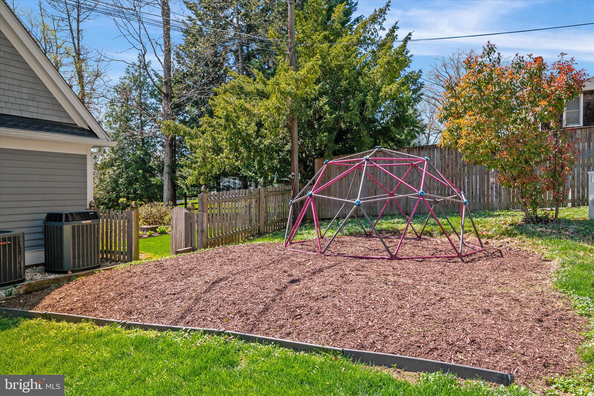 ROUND BAY - Residential