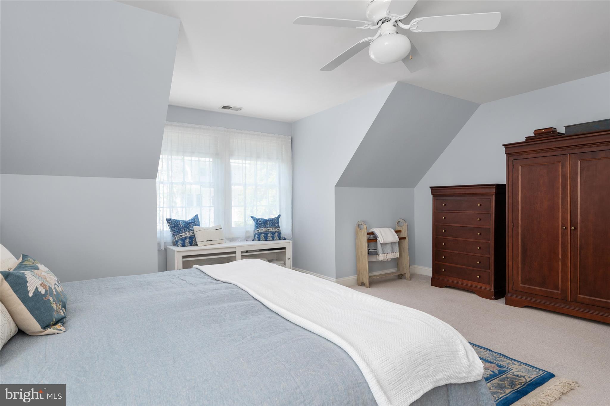 ROUND BAY - Residential