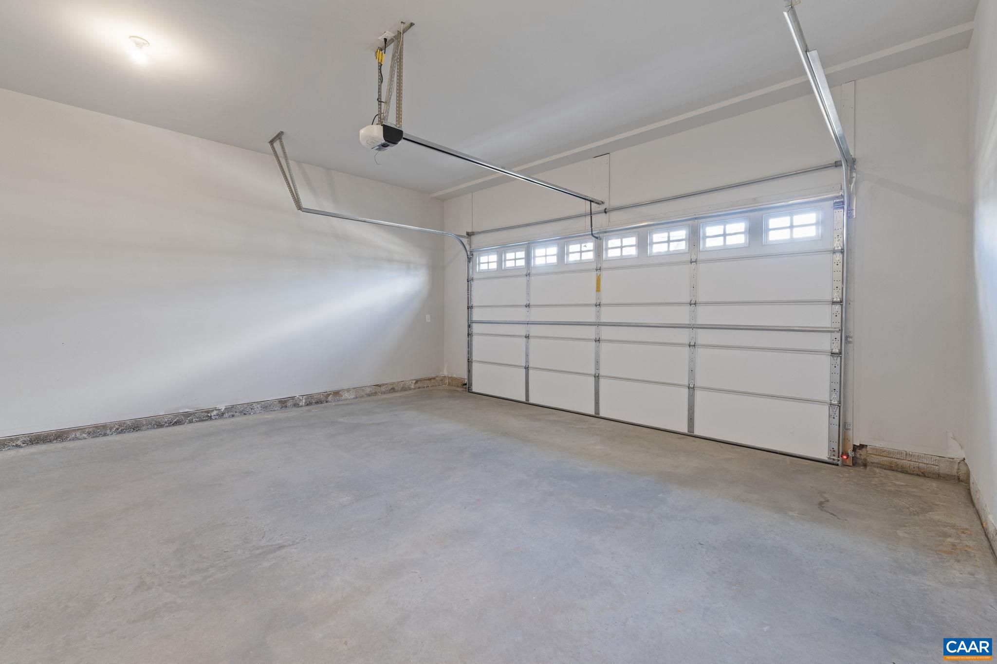 SPRING CREEK - Residential