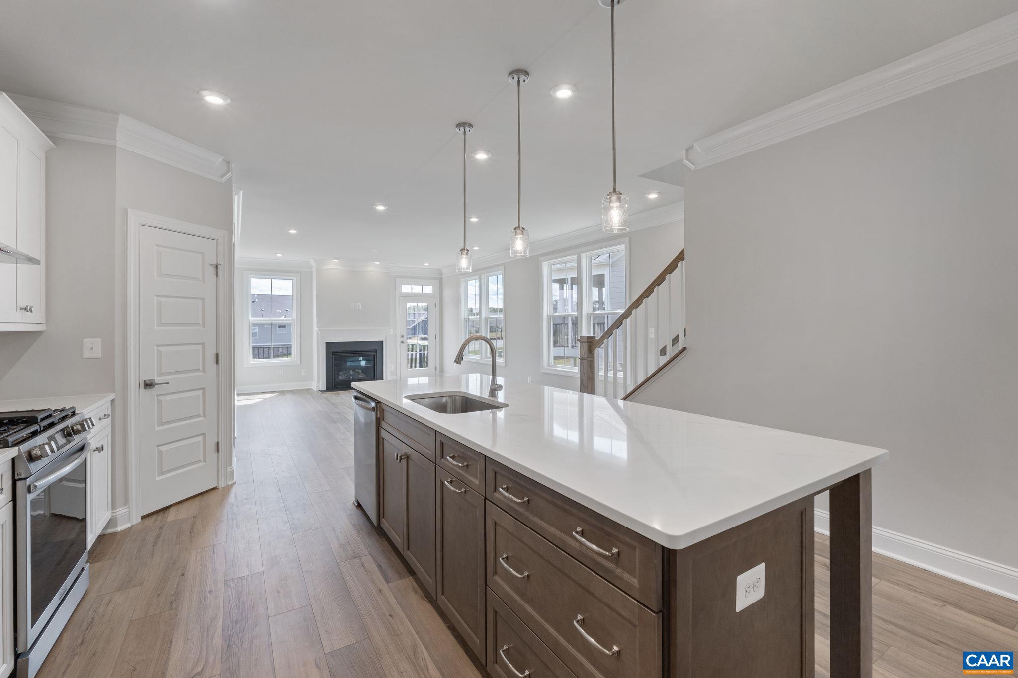 SPRING CREEK - Residential