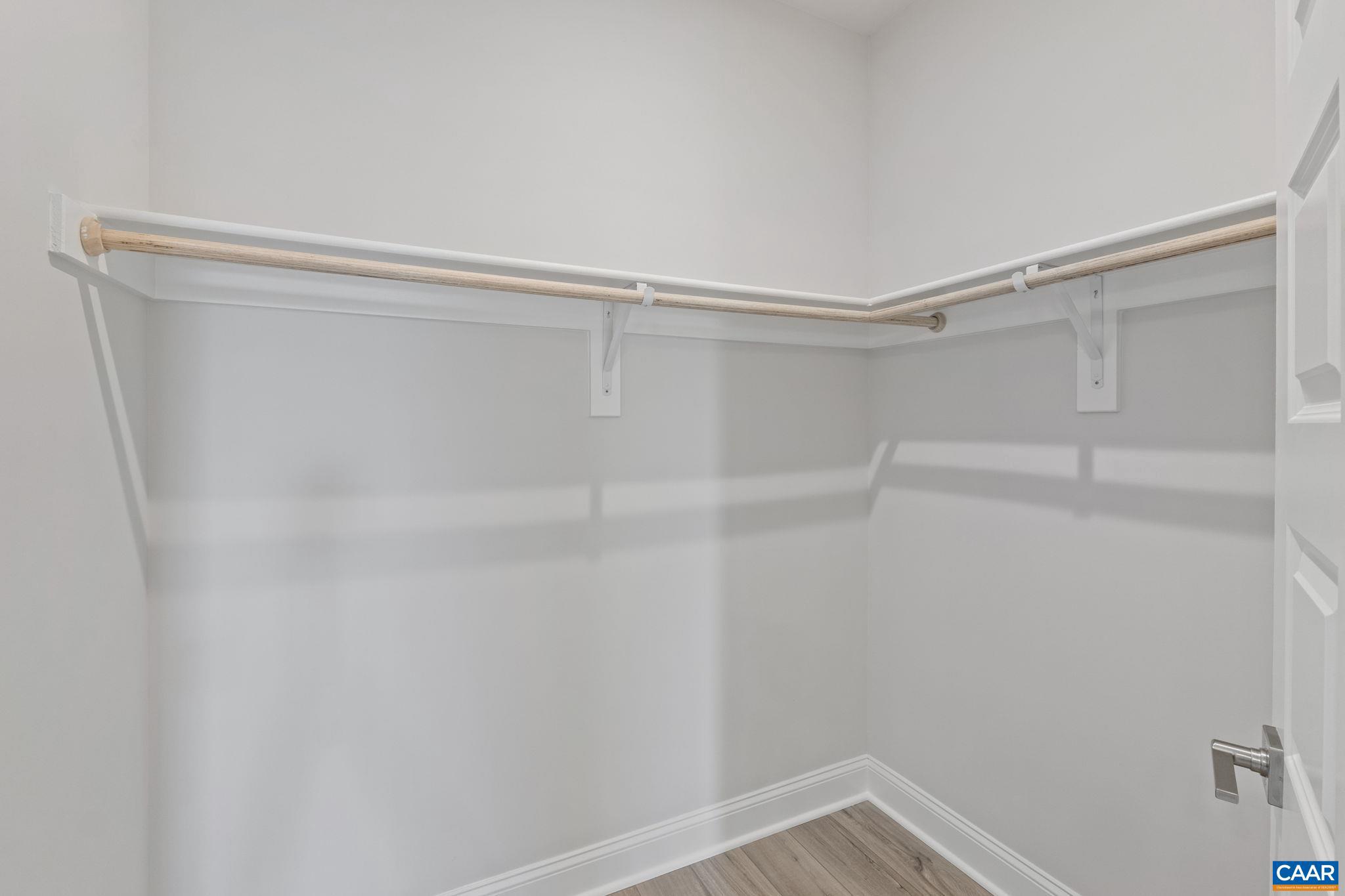 SPRING CREEK - Residential