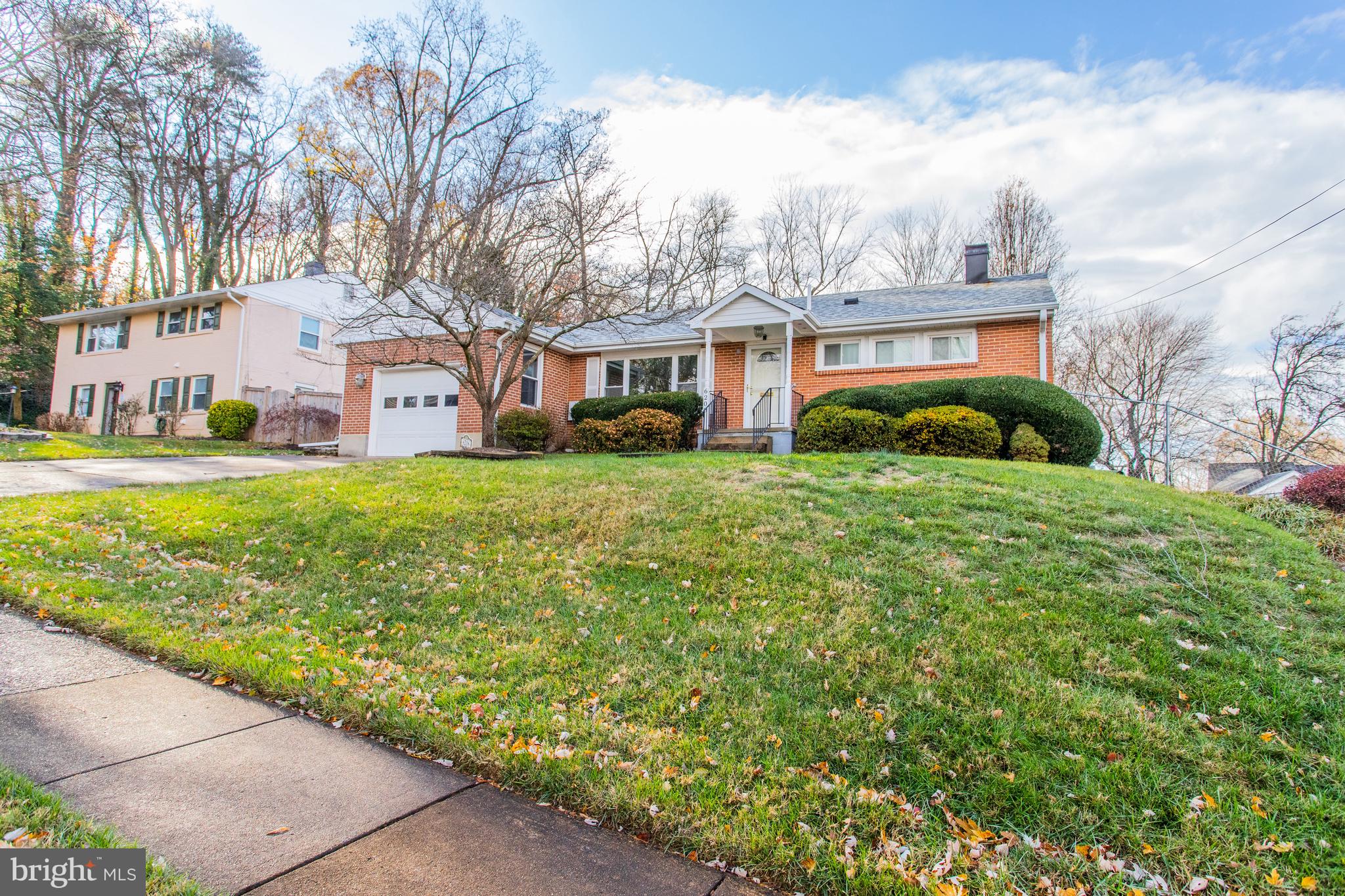 VIRGINIA HILLS - Residential