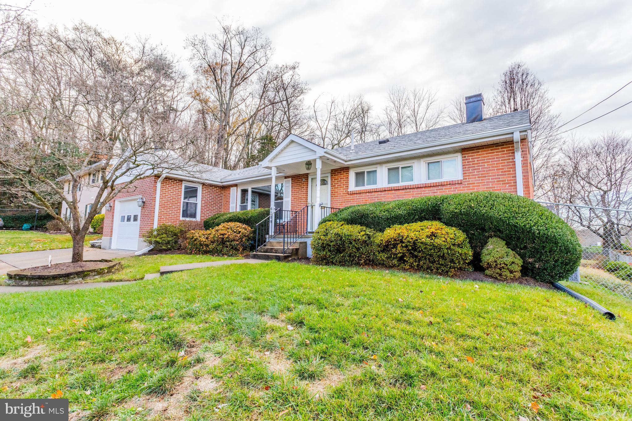 VIRGINIA HILLS - Residential