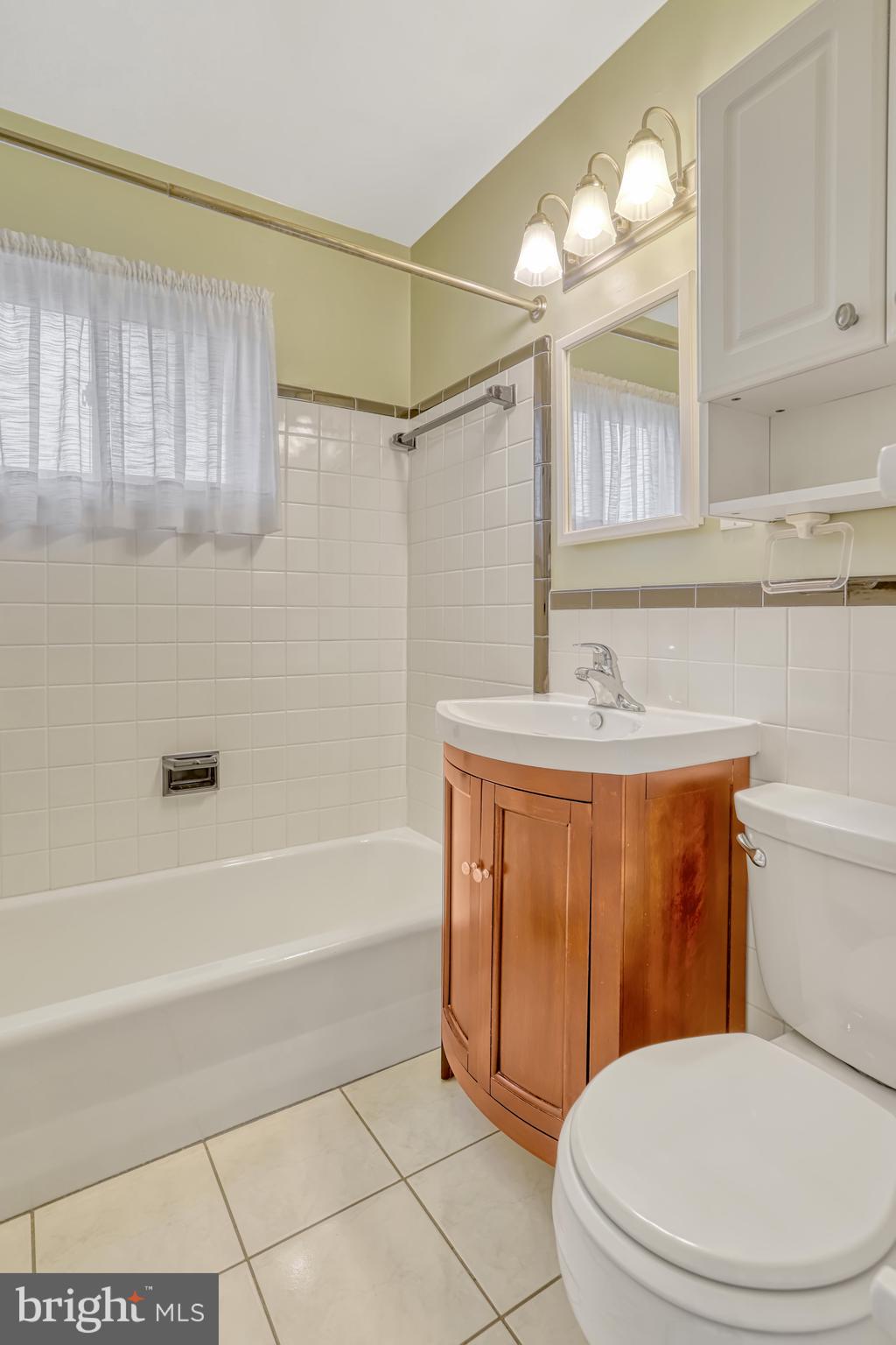 VIRGINIA HILLS - Residential