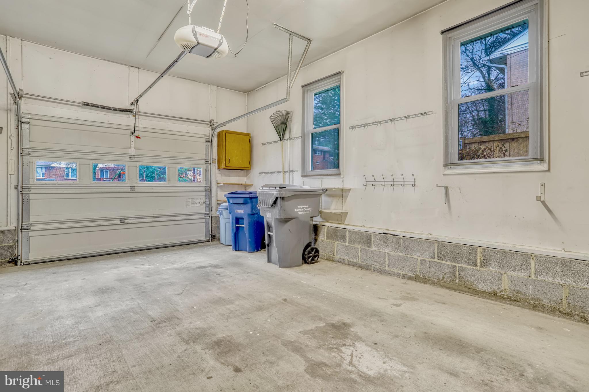 VIRGINIA HILLS - Residential