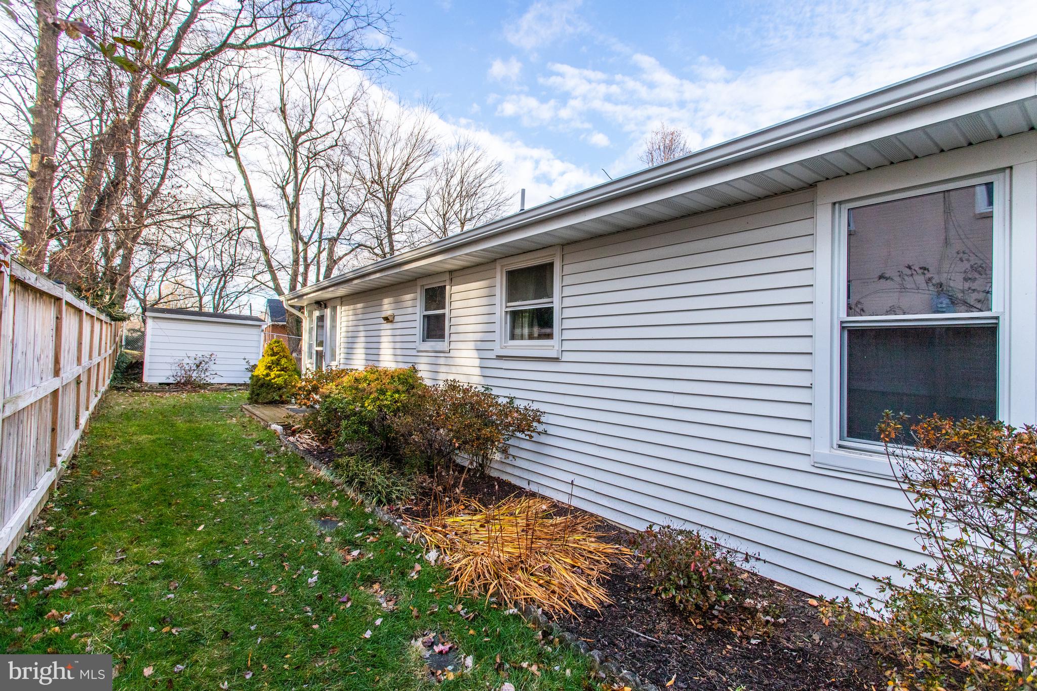 VIRGINIA HILLS - Residential