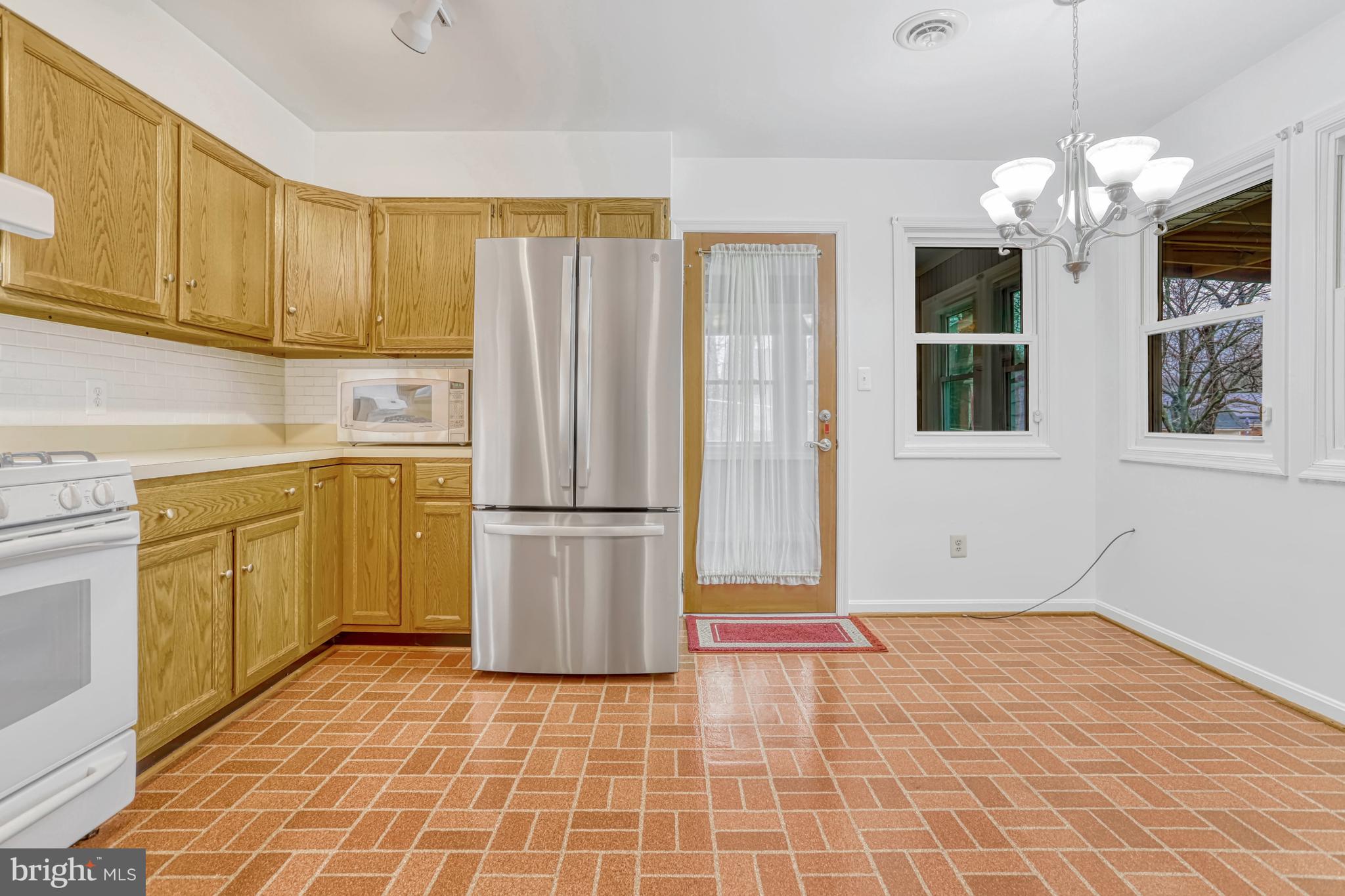 VIRGINIA HILLS - Residential