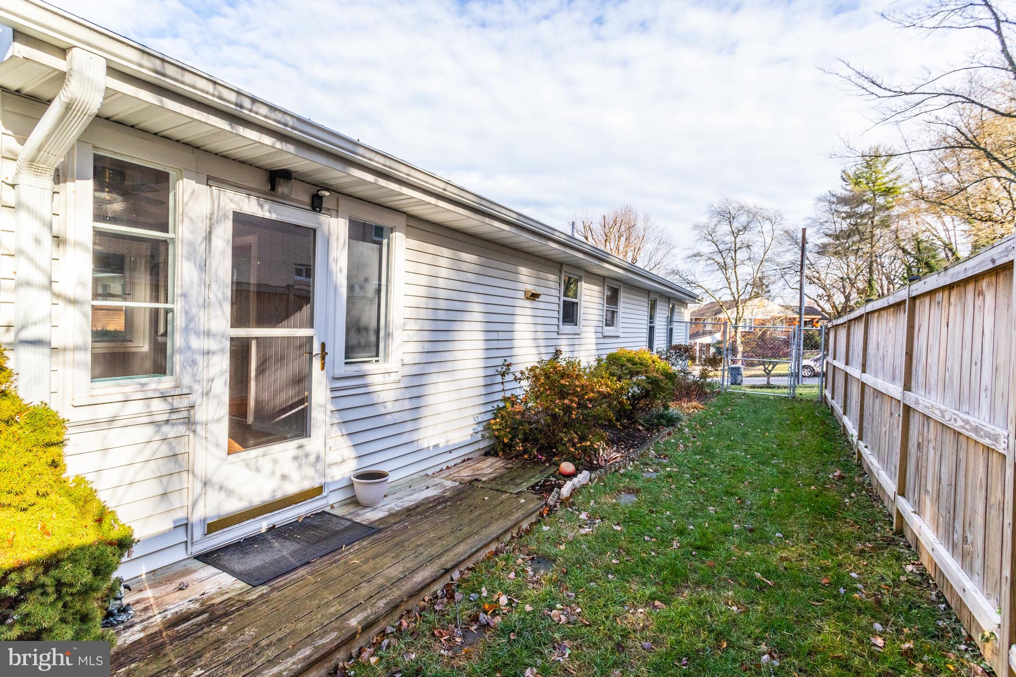 VIRGINIA HILLS - Residential