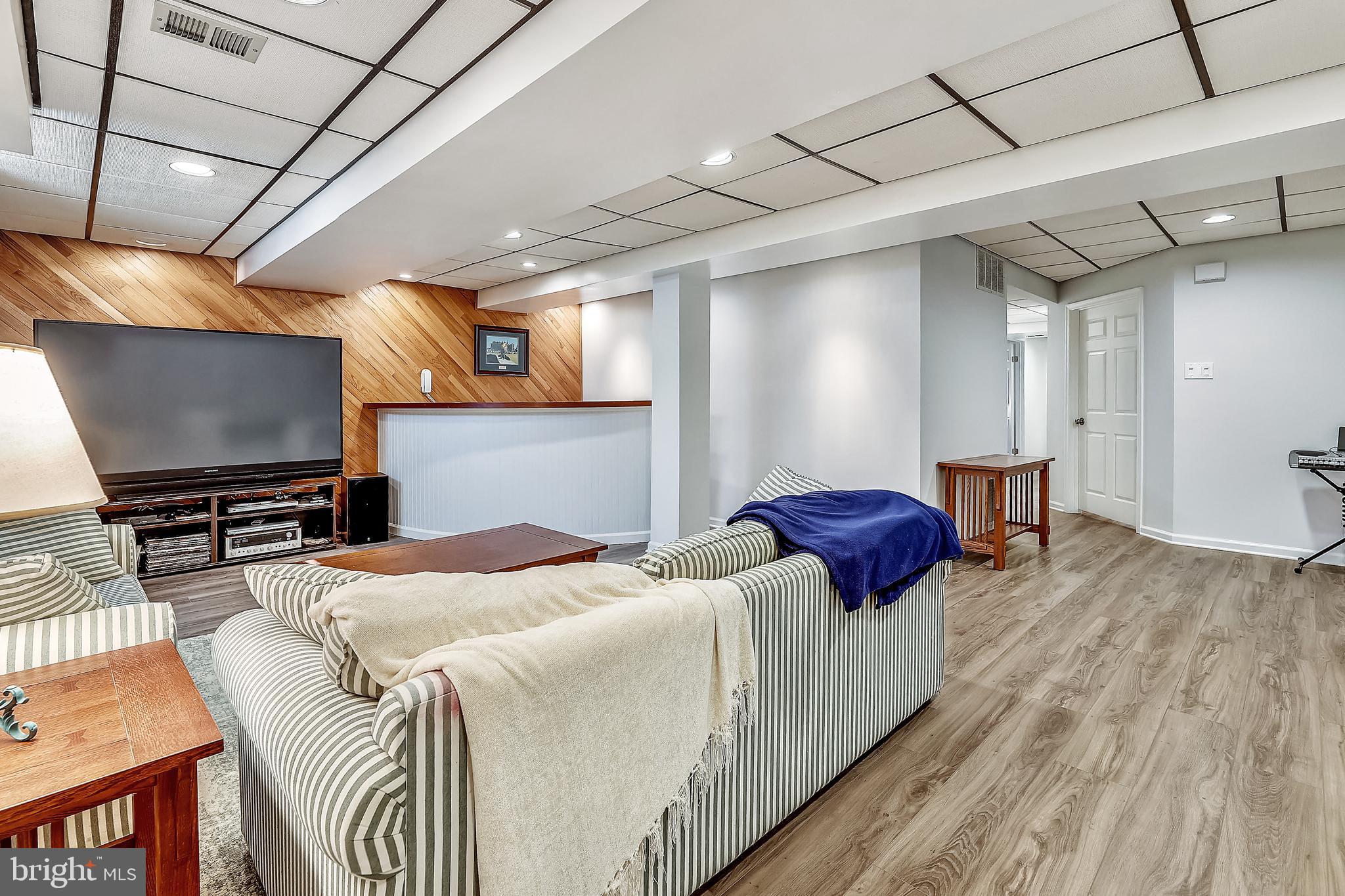 SEVERN CROSSING - Residential