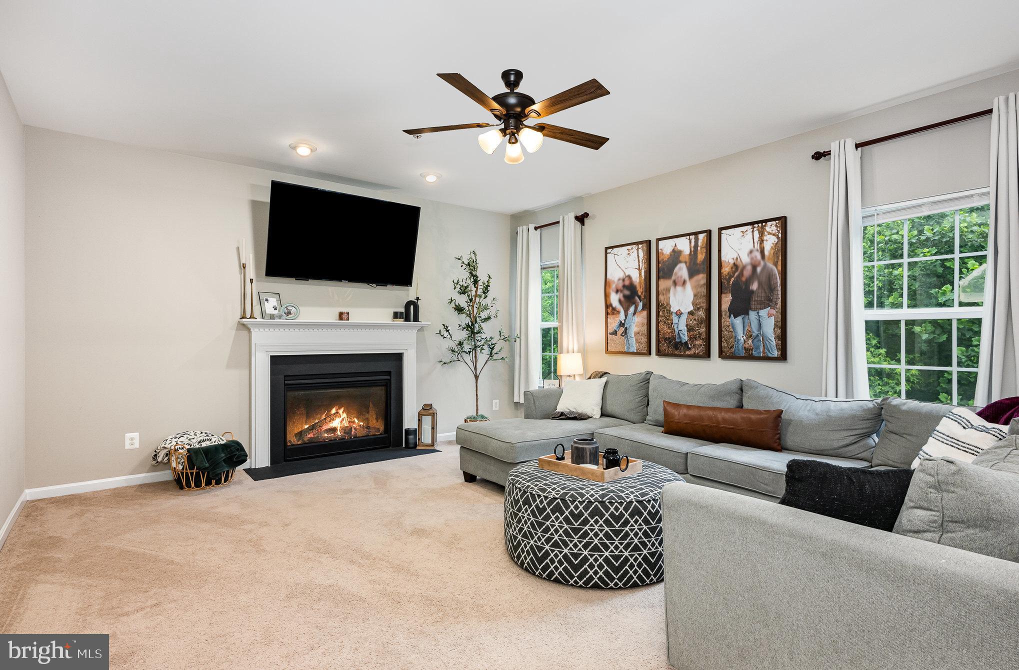 WALNUT HILL - Residential